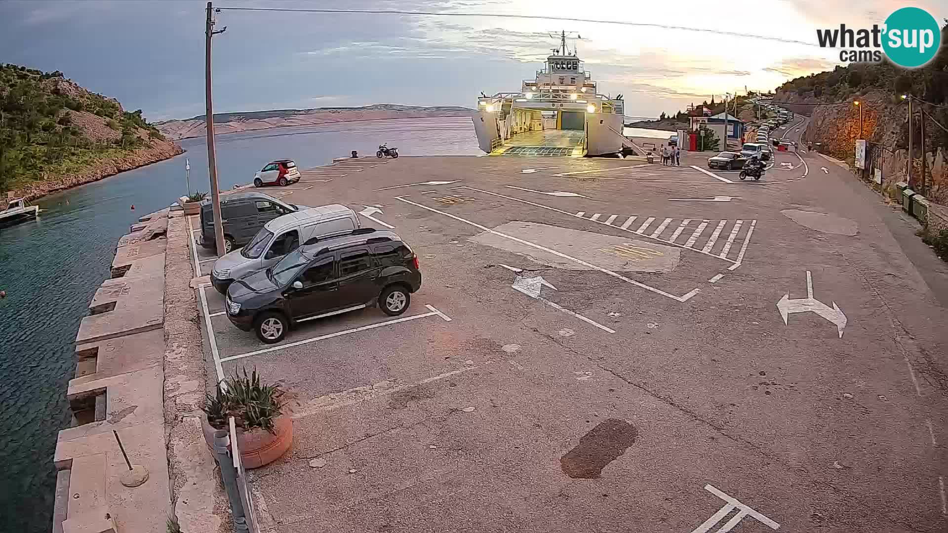 Webcam port de ferry de Prizna – vers l’île de Pag