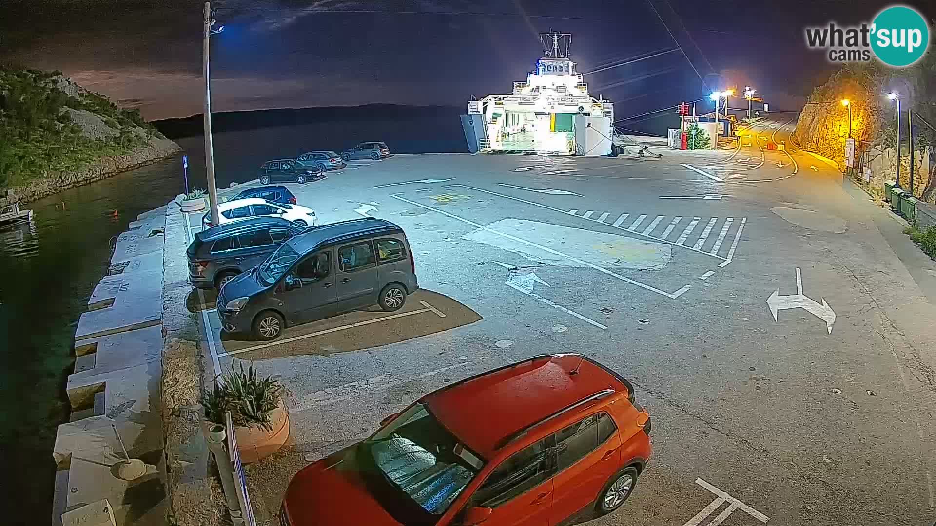 Webcam del puerto de ferris de Prizna – hacia la isla de Pag