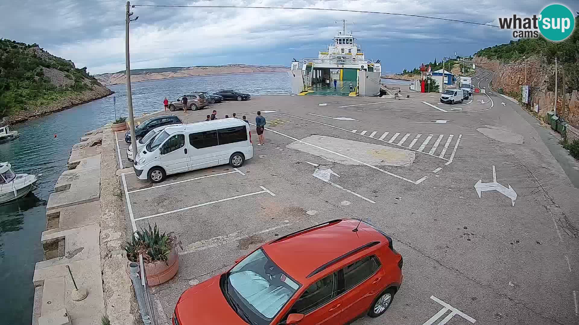 Webcam Prizna ferry port to Pag island