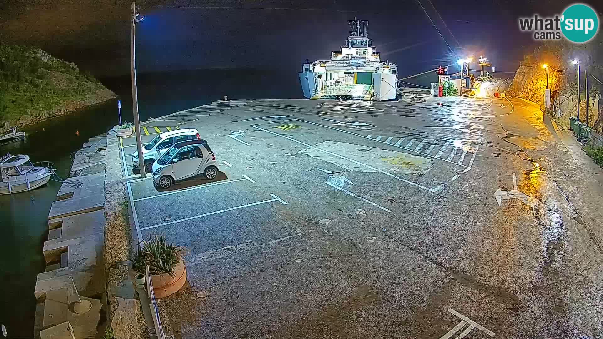 Webcam Prizna ferry port to Pag island