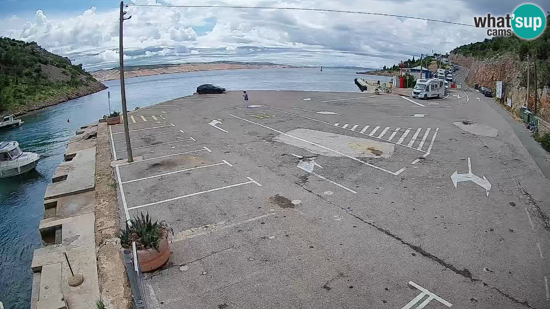 Webcam del puerto de ferris de Prizna – hacia la isla de Pag