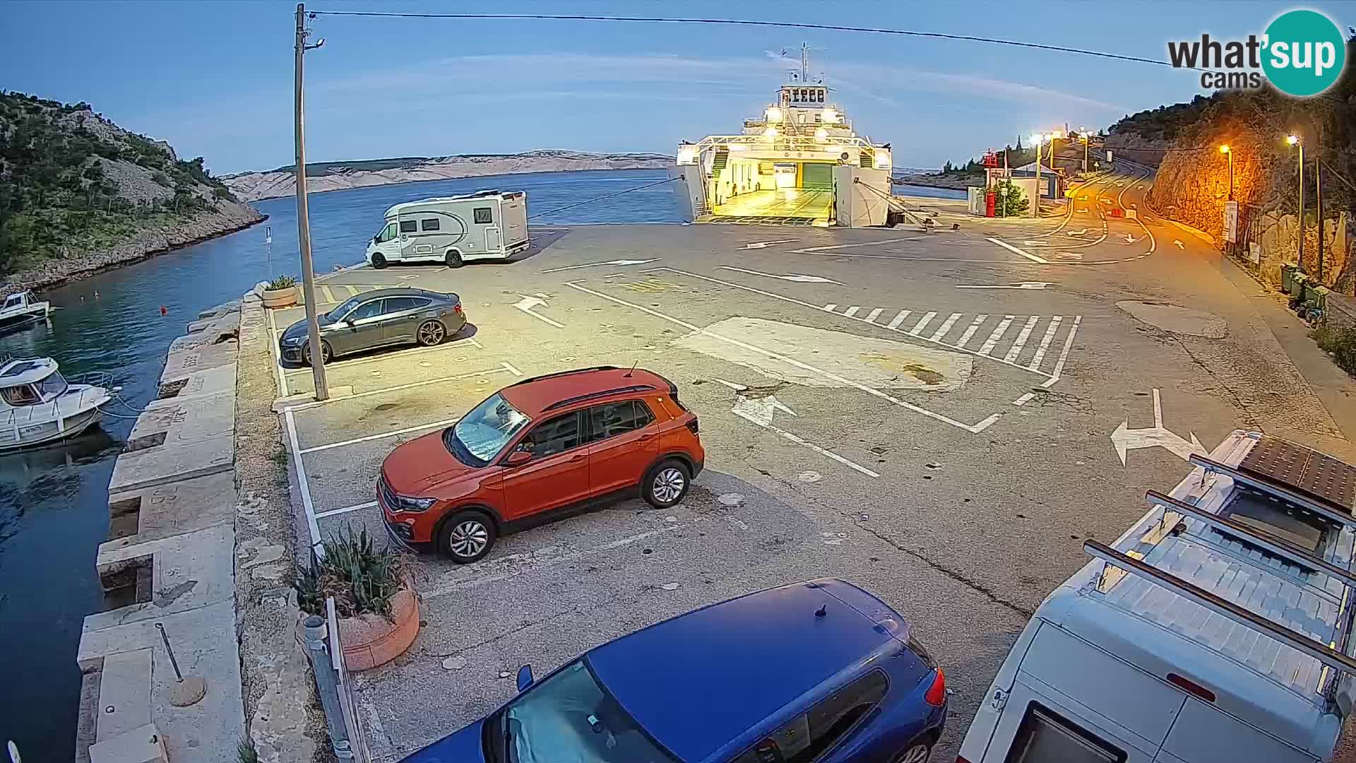 Webcam Prizna ferry port to Pag island