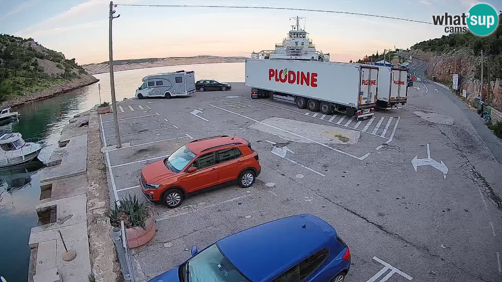 Webcam port de ferry de Prizna – vers l’île de Pag