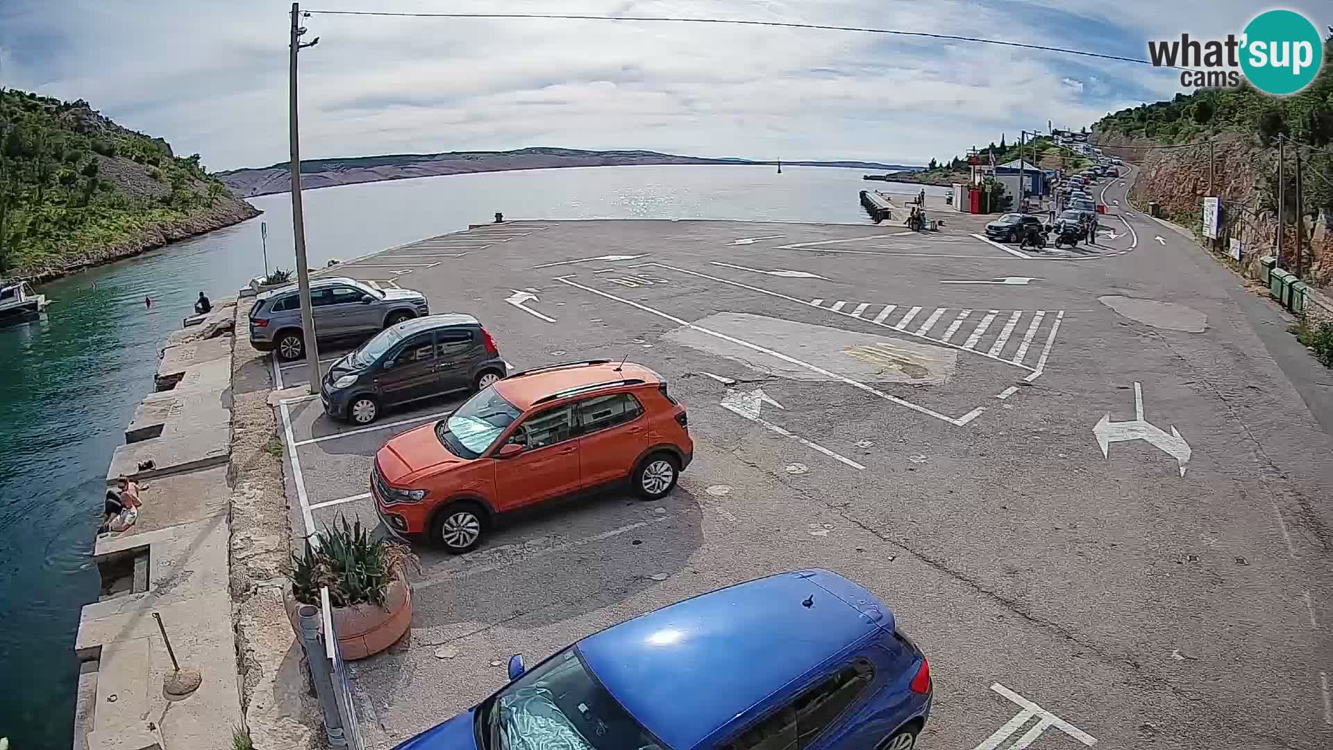 Webcam del puerto de ferris de Prizna – hacia la isla de Pag