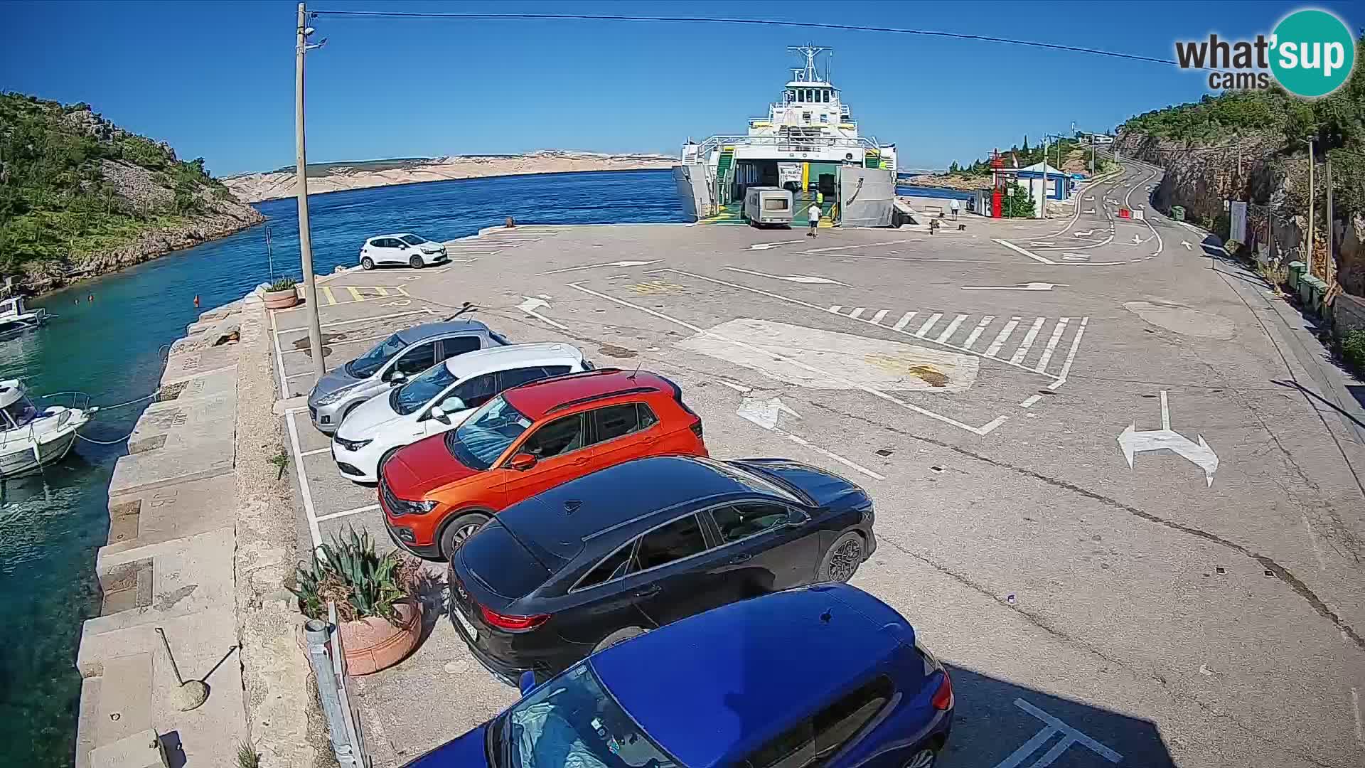 Webcam Prizna ferry port to Pag island