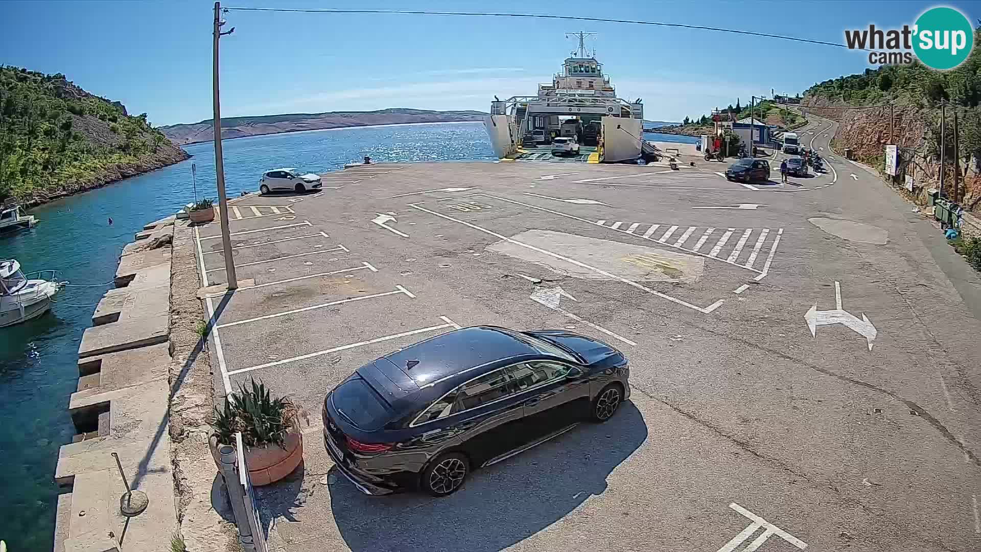 Web kamera trajektna luka Prizna – prema otoku Pag