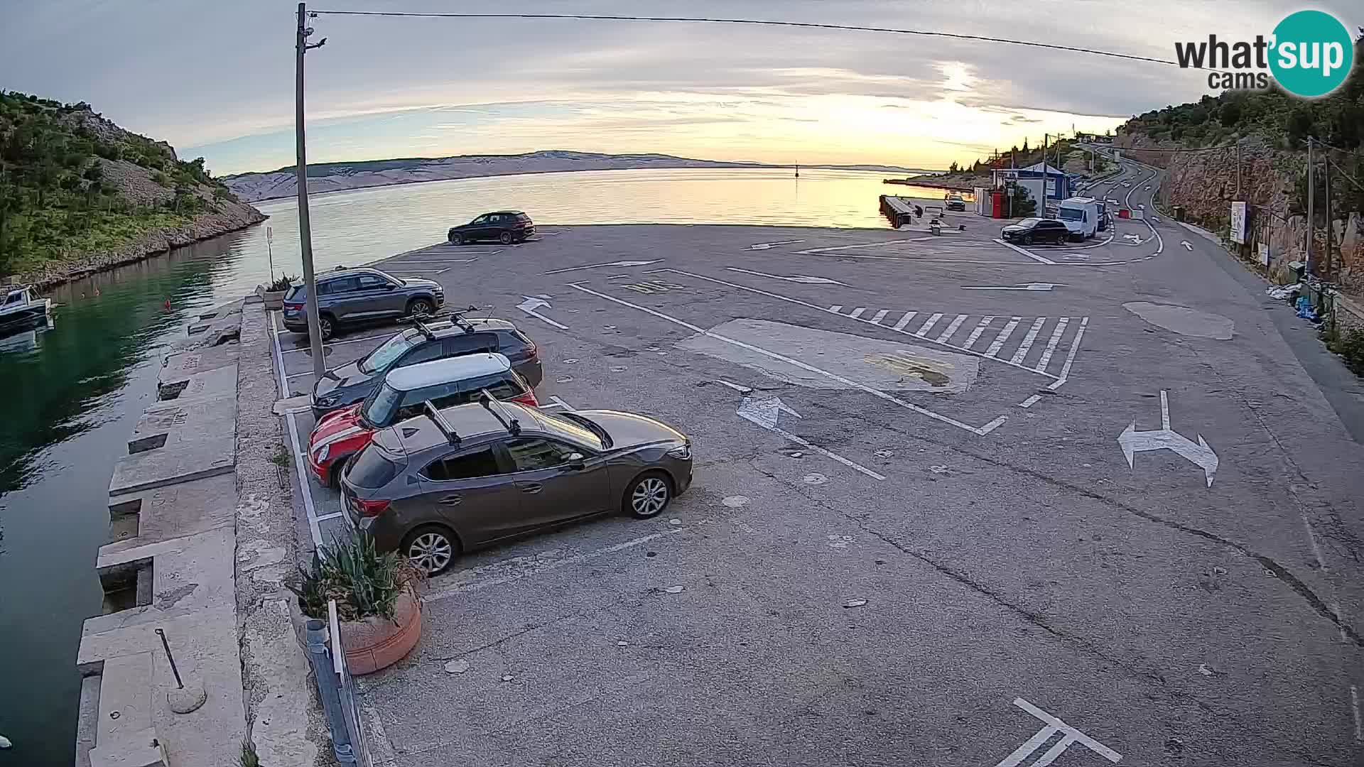 Webcam Prizna ferry port to Pag island