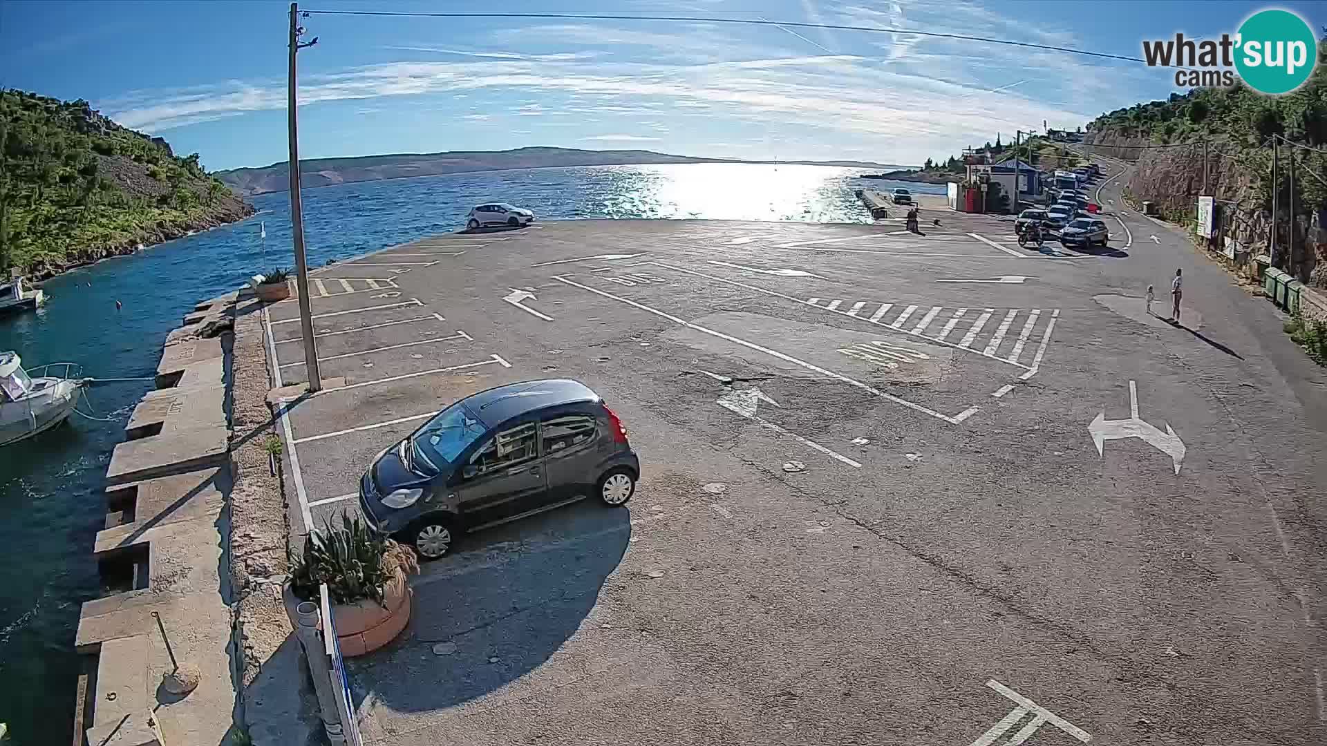 Webcam del puerto de ferris de Prizna – hacia la isla de Pag