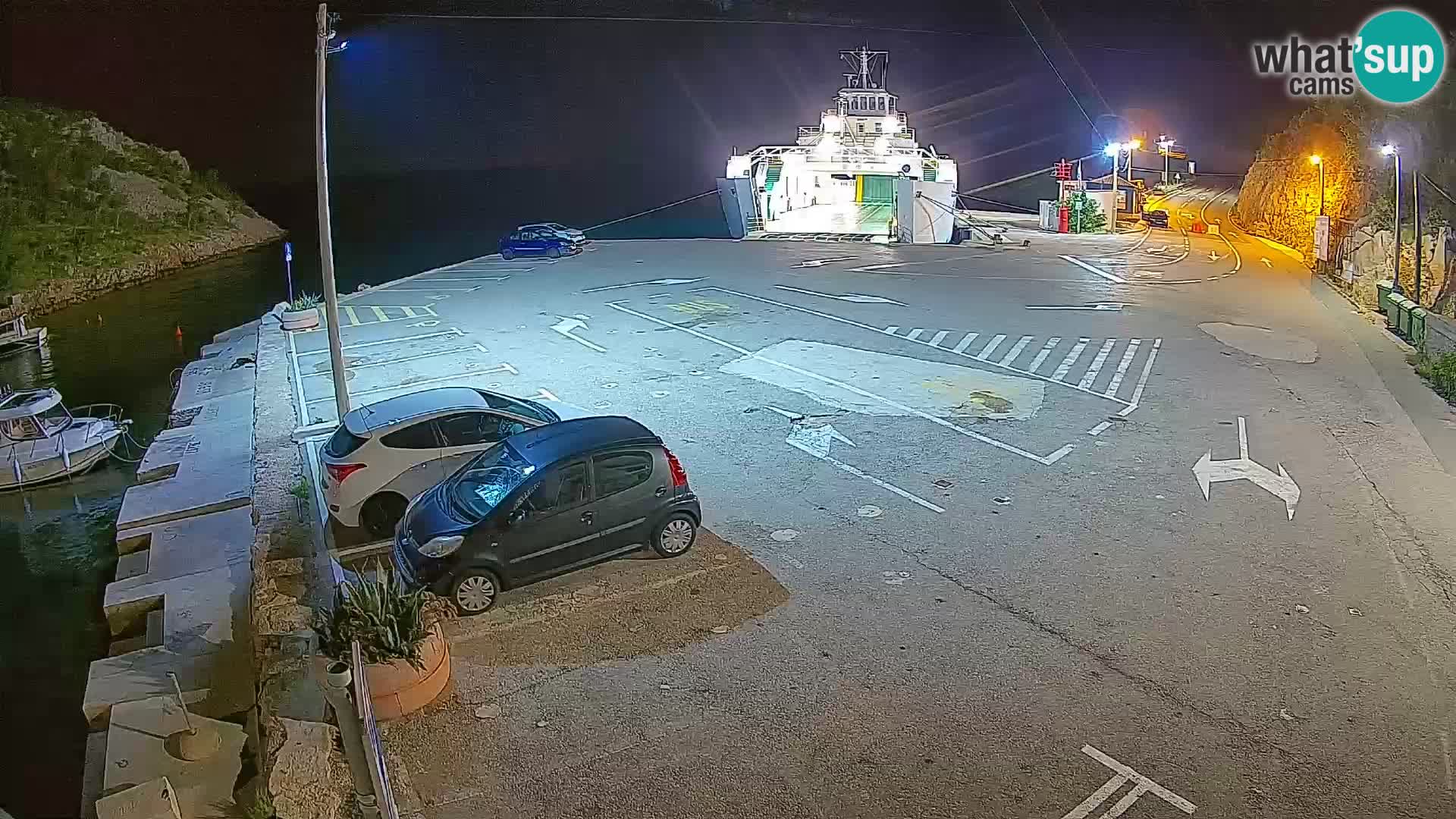 Webcam Prizna ferry port to Pag island