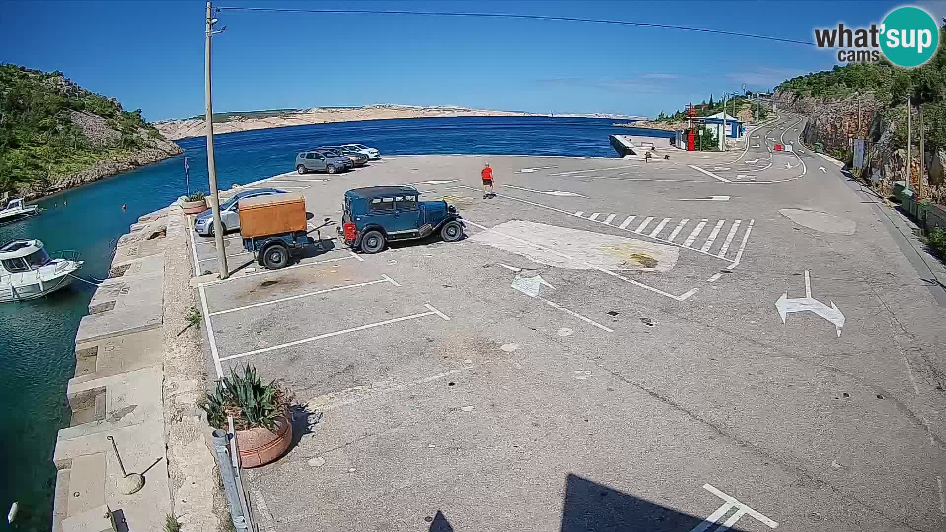 Webcam Prizna ferry port to Pag island