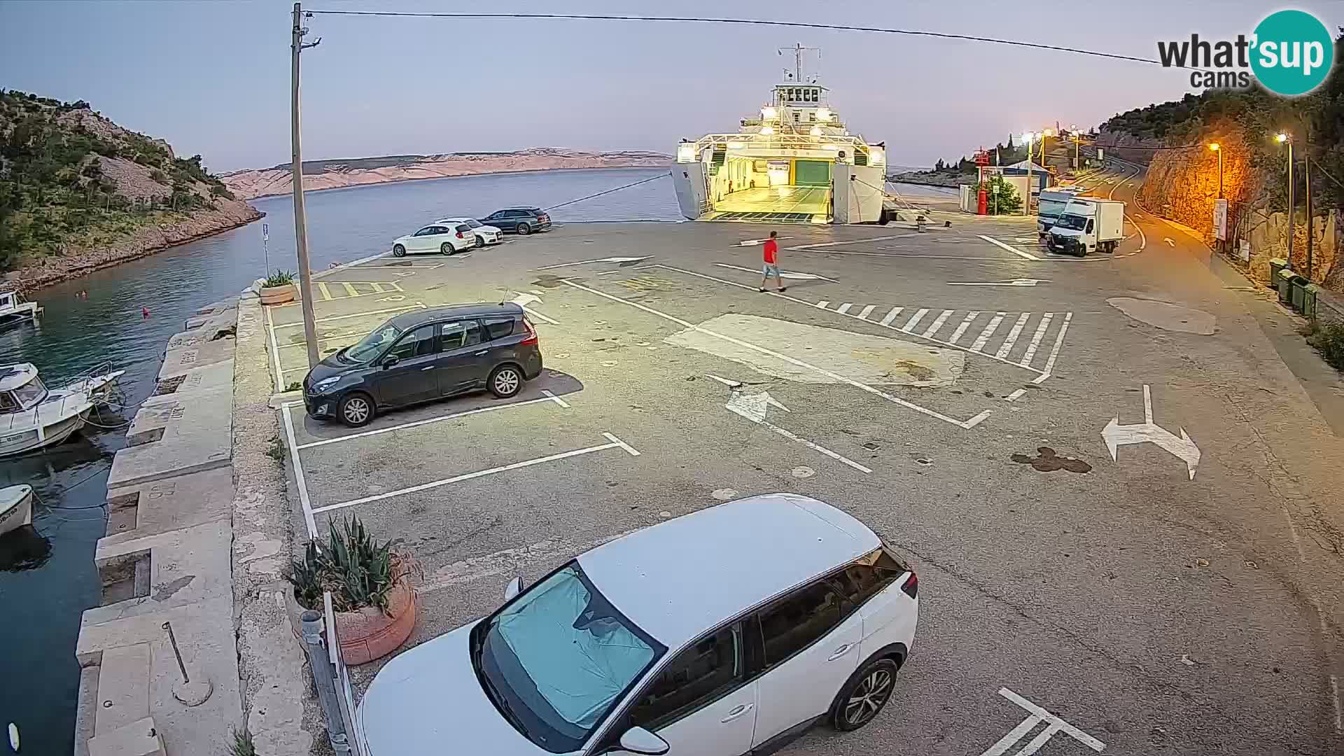 Webcam Prizna ferry port to Pag island