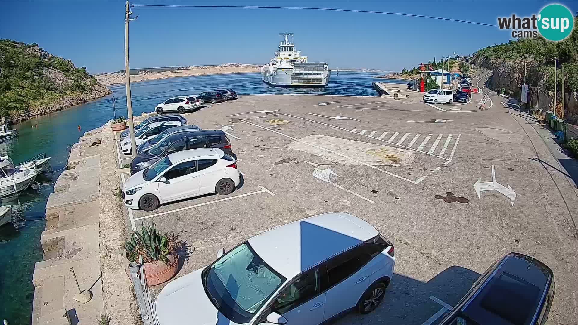Webcam Prizna ferry port to Pag island