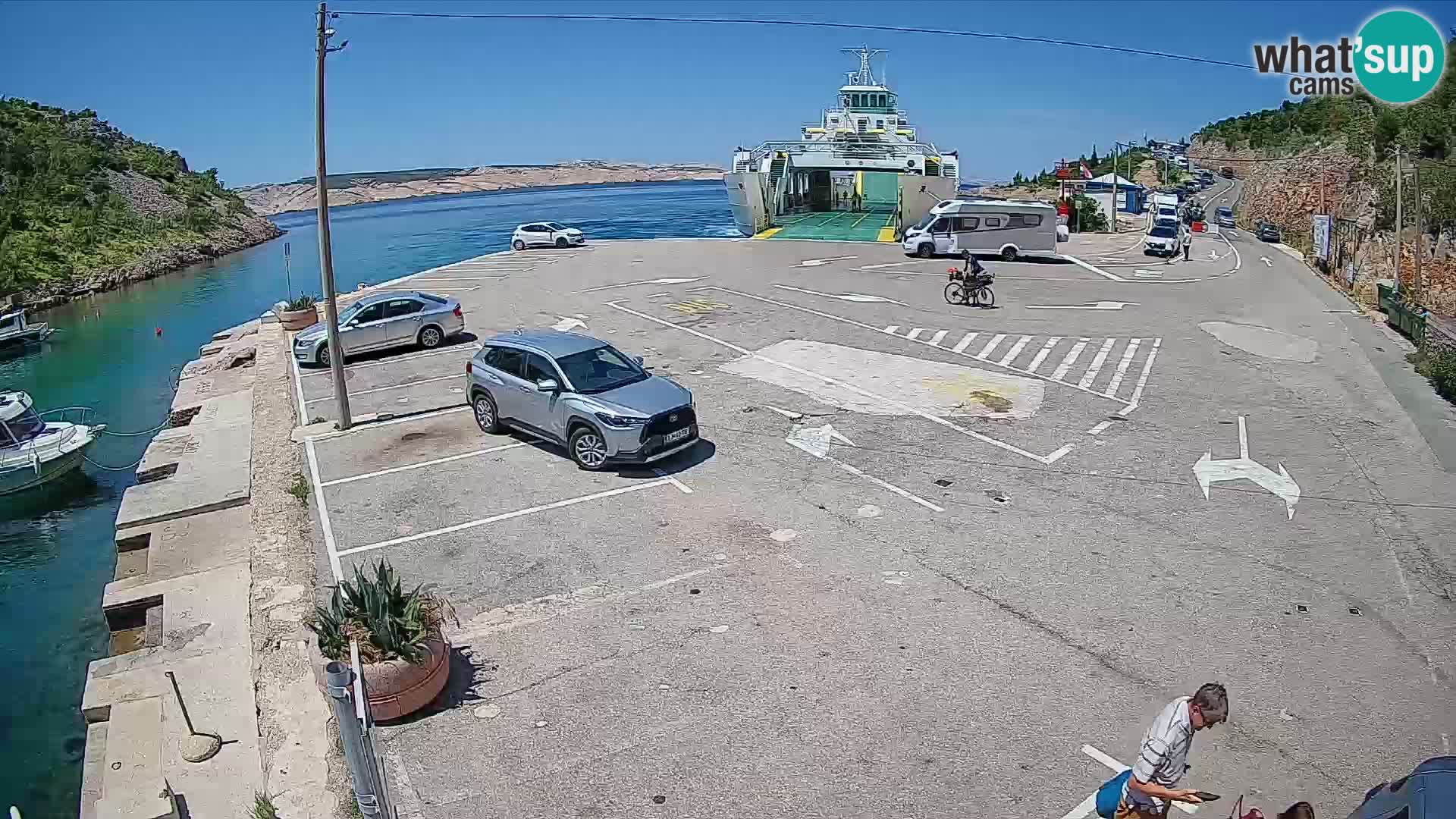 Webcam Prizna ferry port to Pag island