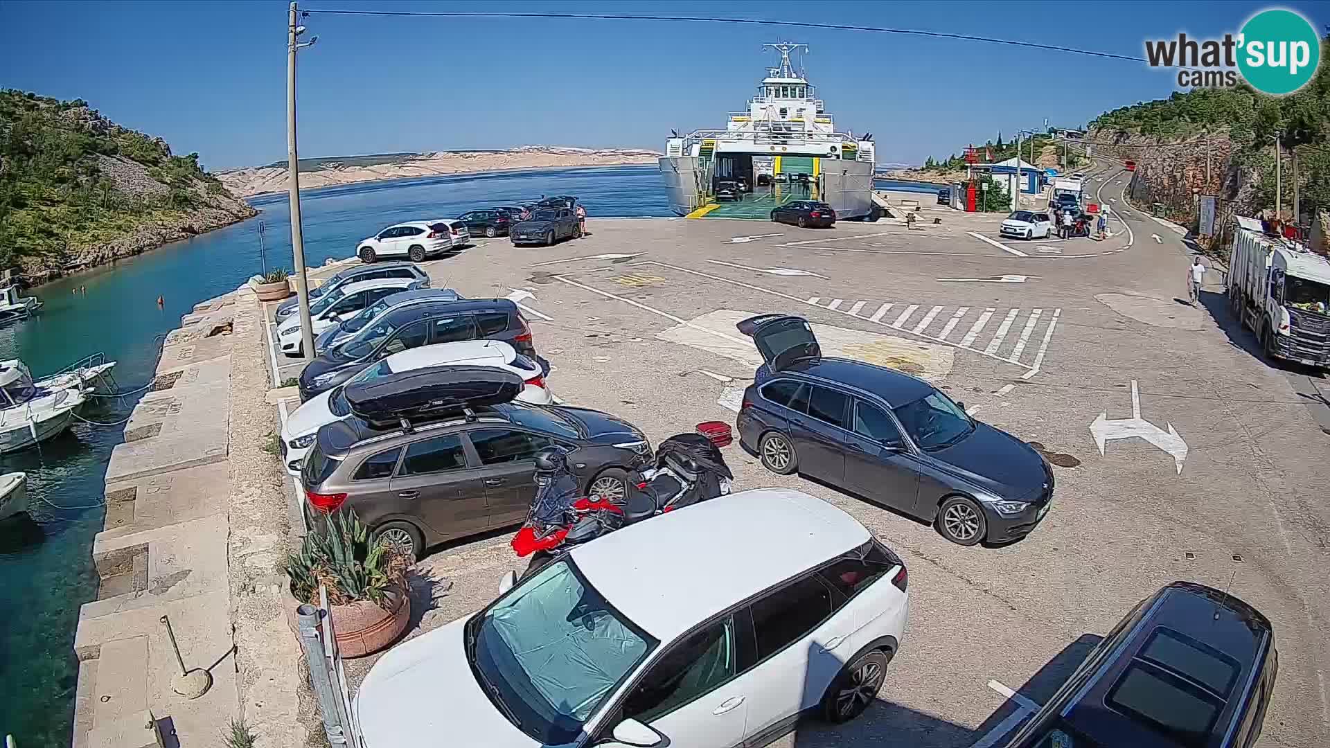 Webcam Prizna ferry port to Pag island