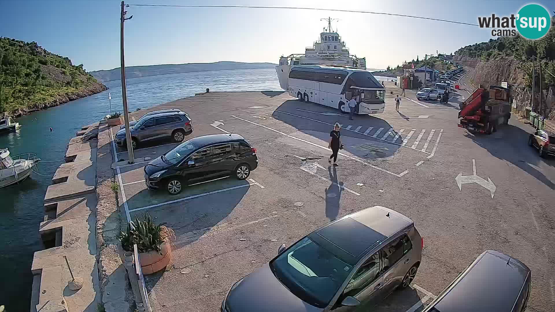 Webcam Prizna ferry port to Pag island
