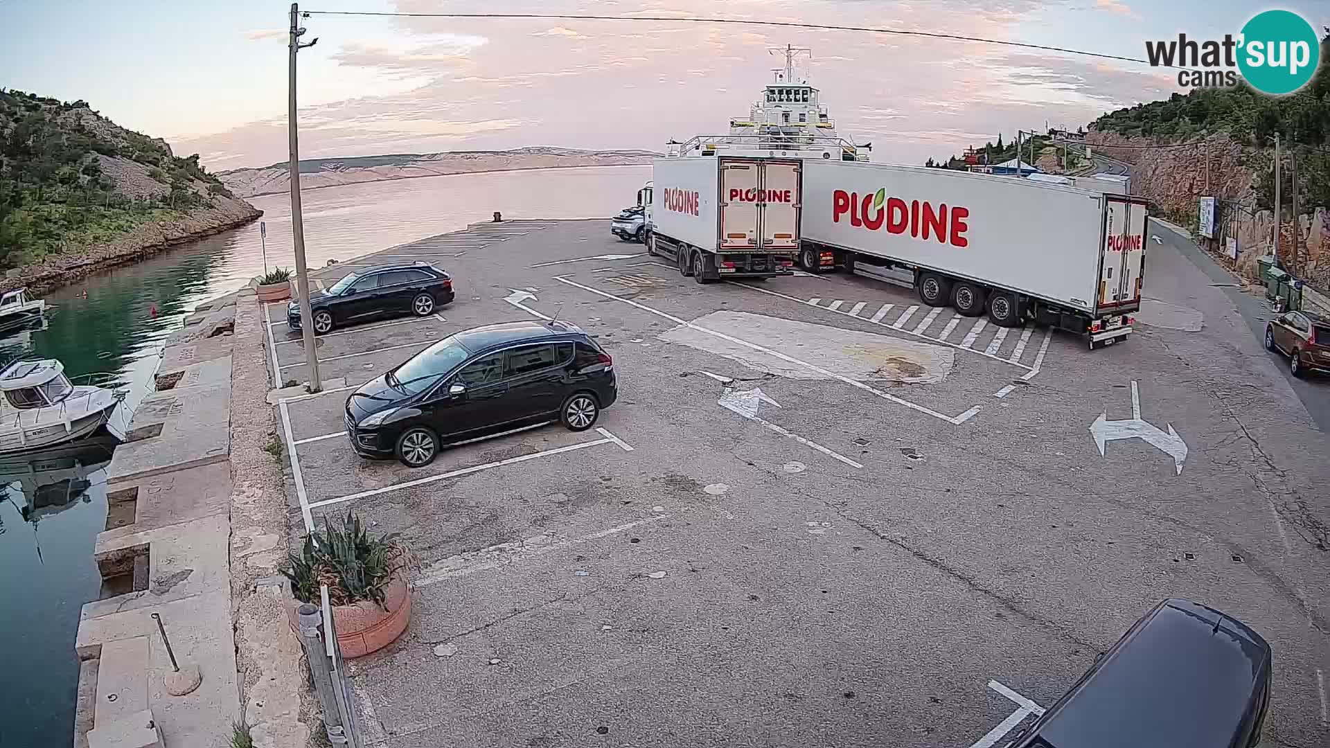 Webcam Prizna ferry port to Pag island