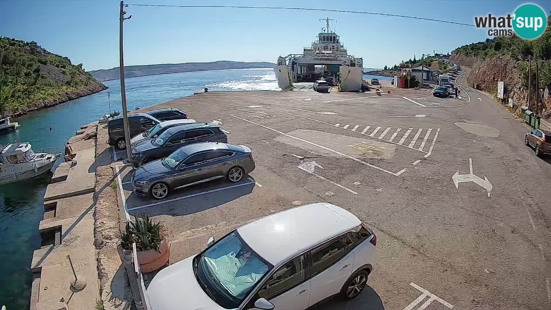 Webcam Prizna ferry port to Pag island