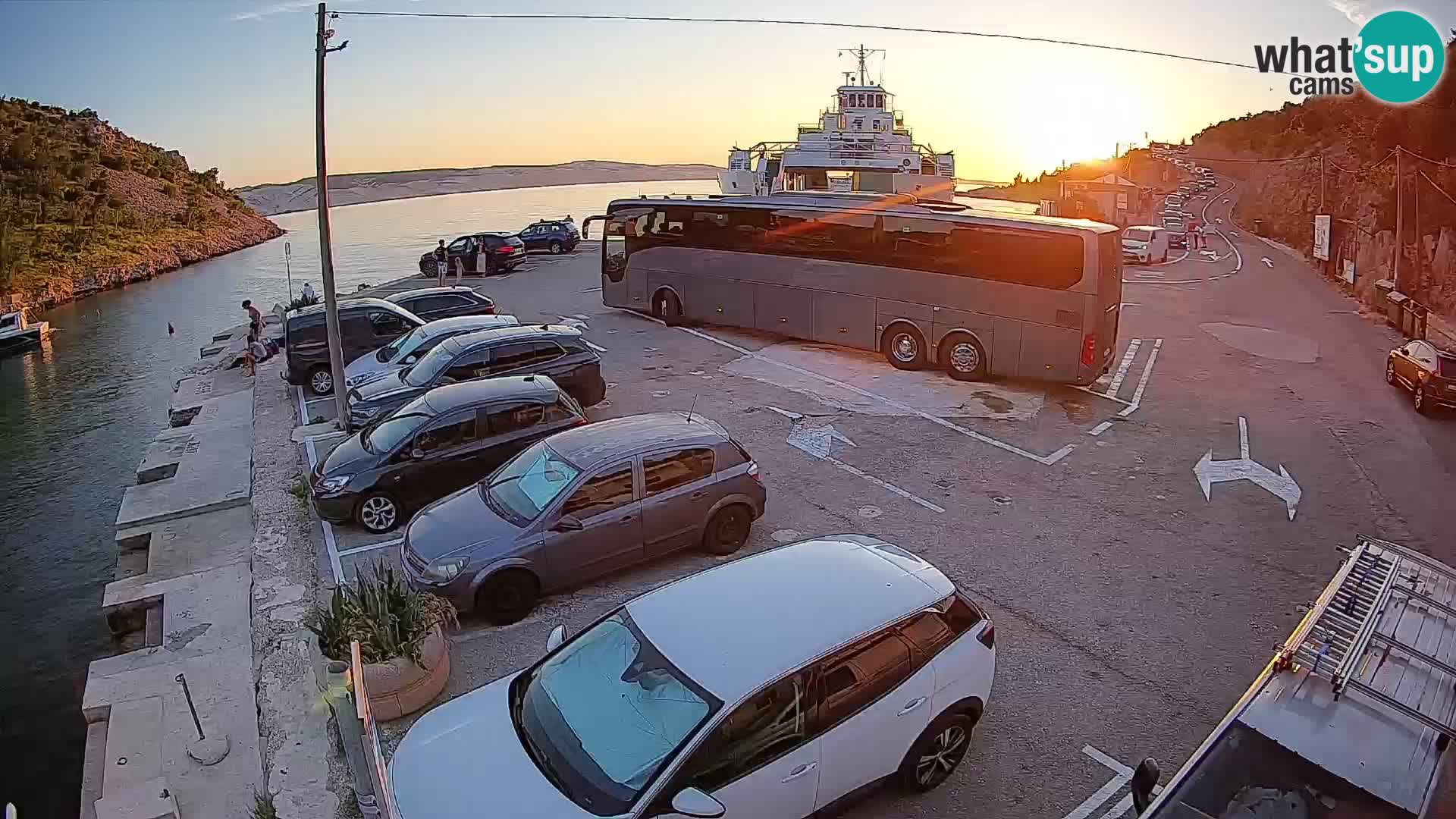 Webcam Prizna ferry port to Pag island