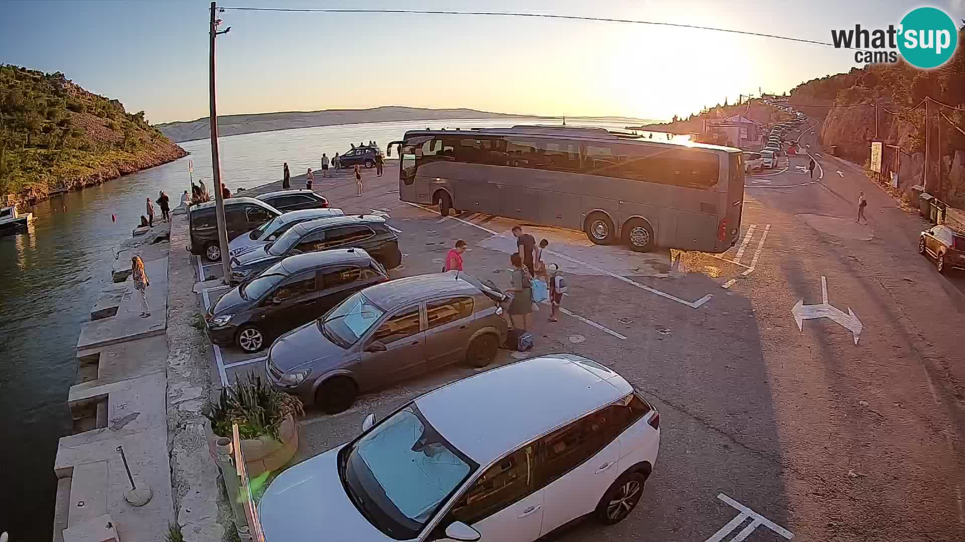 Webcam Prizna ferry port to Pag island