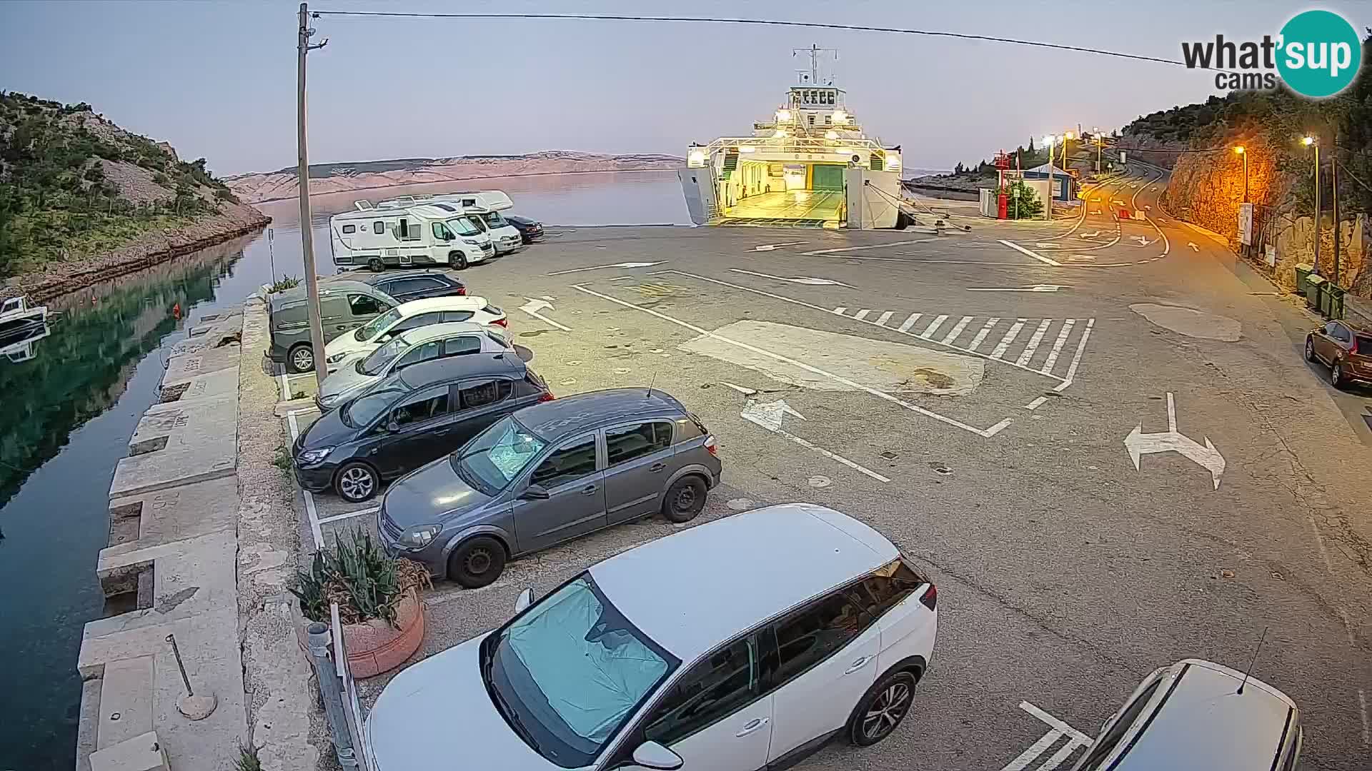 Webcam Prizna ferry port to Pag island