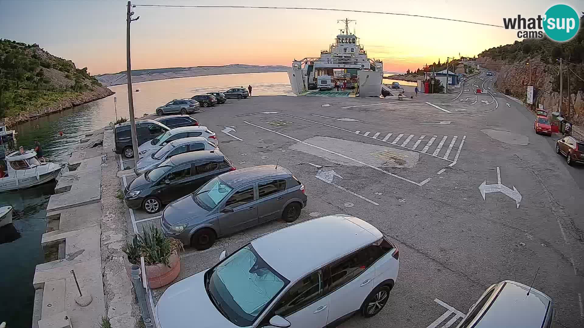 Webcam Prizna ferry port to Pag island