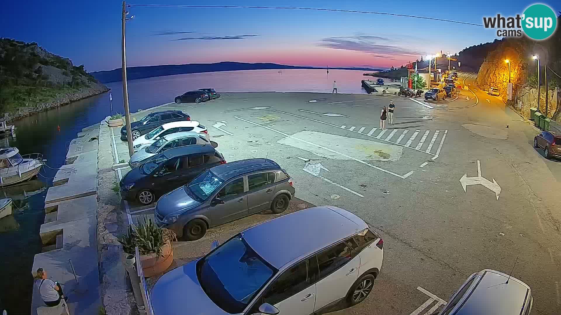 Webcam del puerto de ferris de Prizna – hacia la isla de Pag