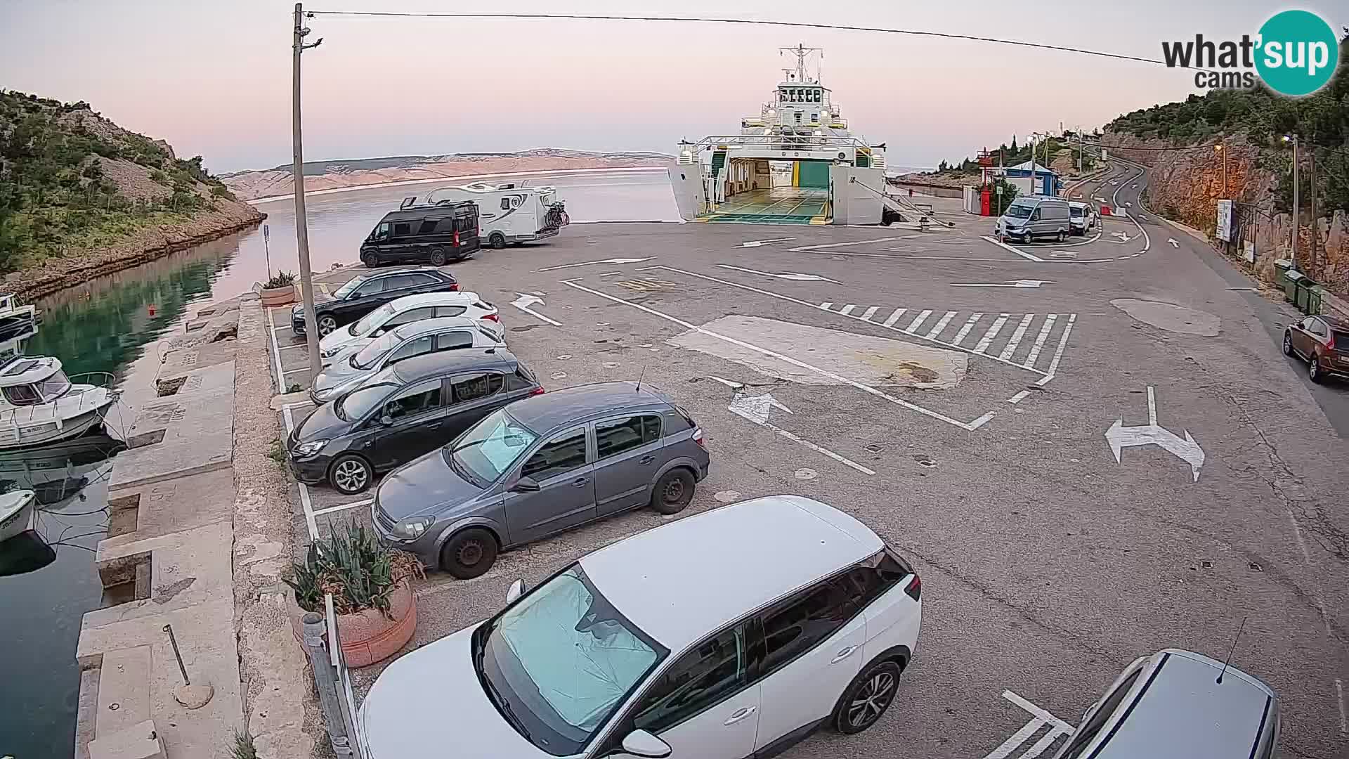 Webcam Prizna ferry port to Pag island
