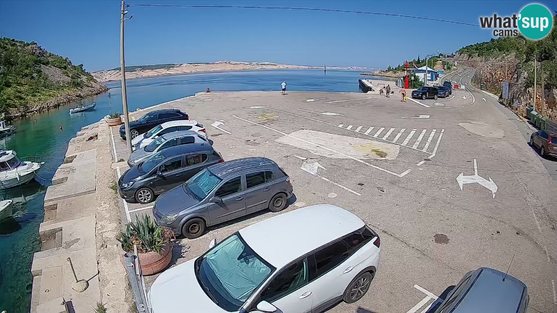 Webcam del puerto de ferris de Prizna – hacia la isla de Pag