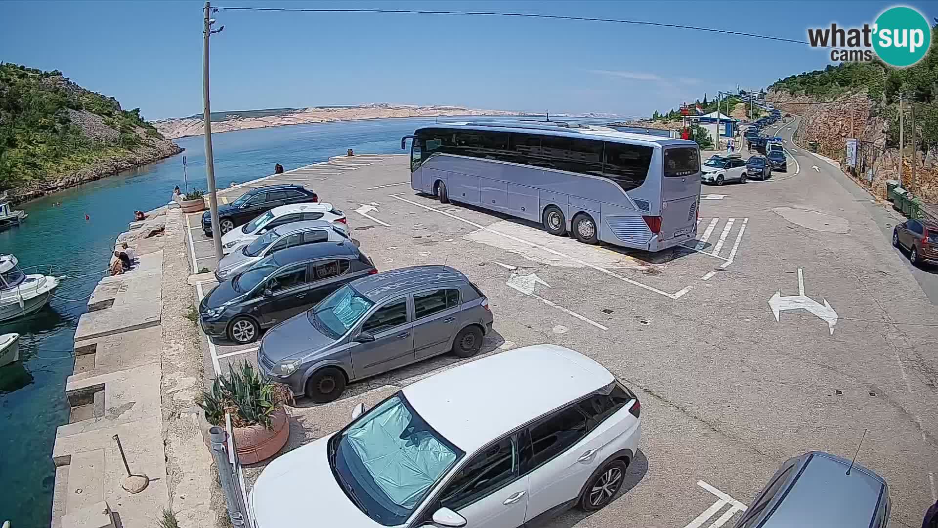 Webcam Prizna ferry port to Pag island