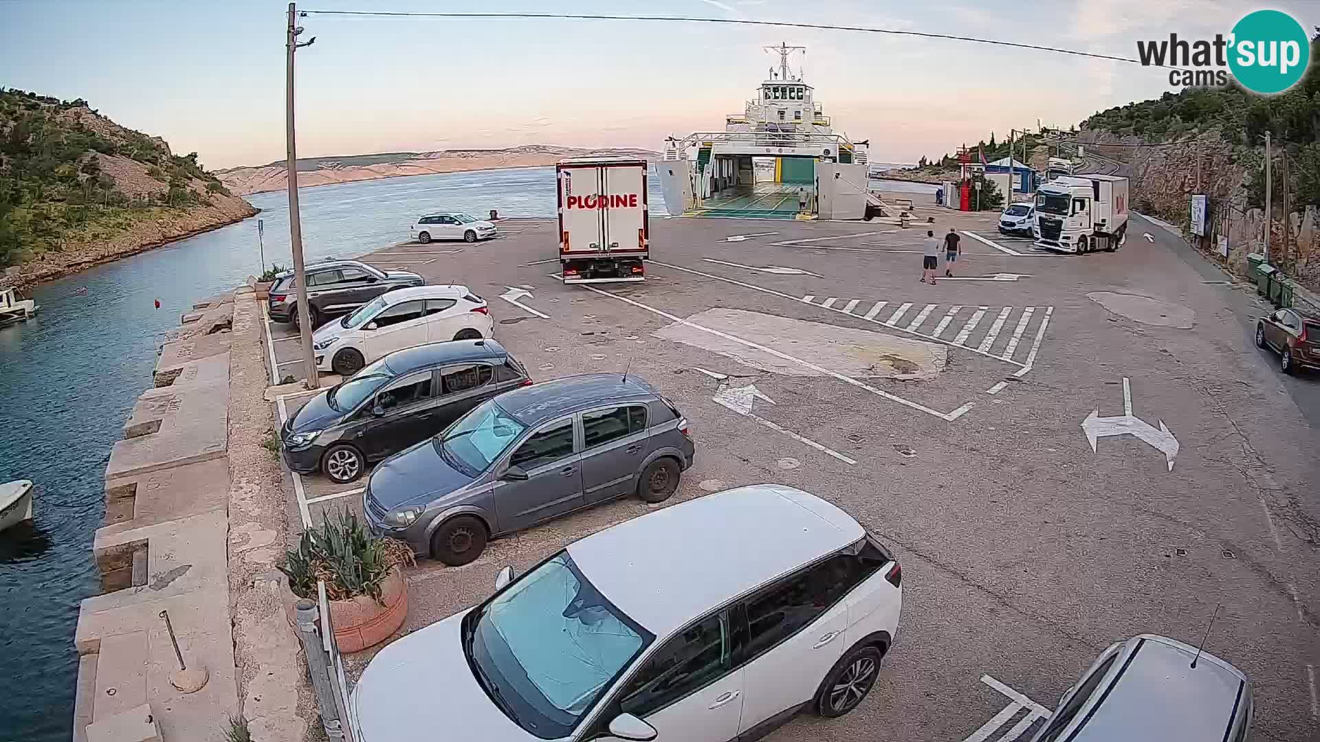 Webcam Prizna ferry port to Pag island