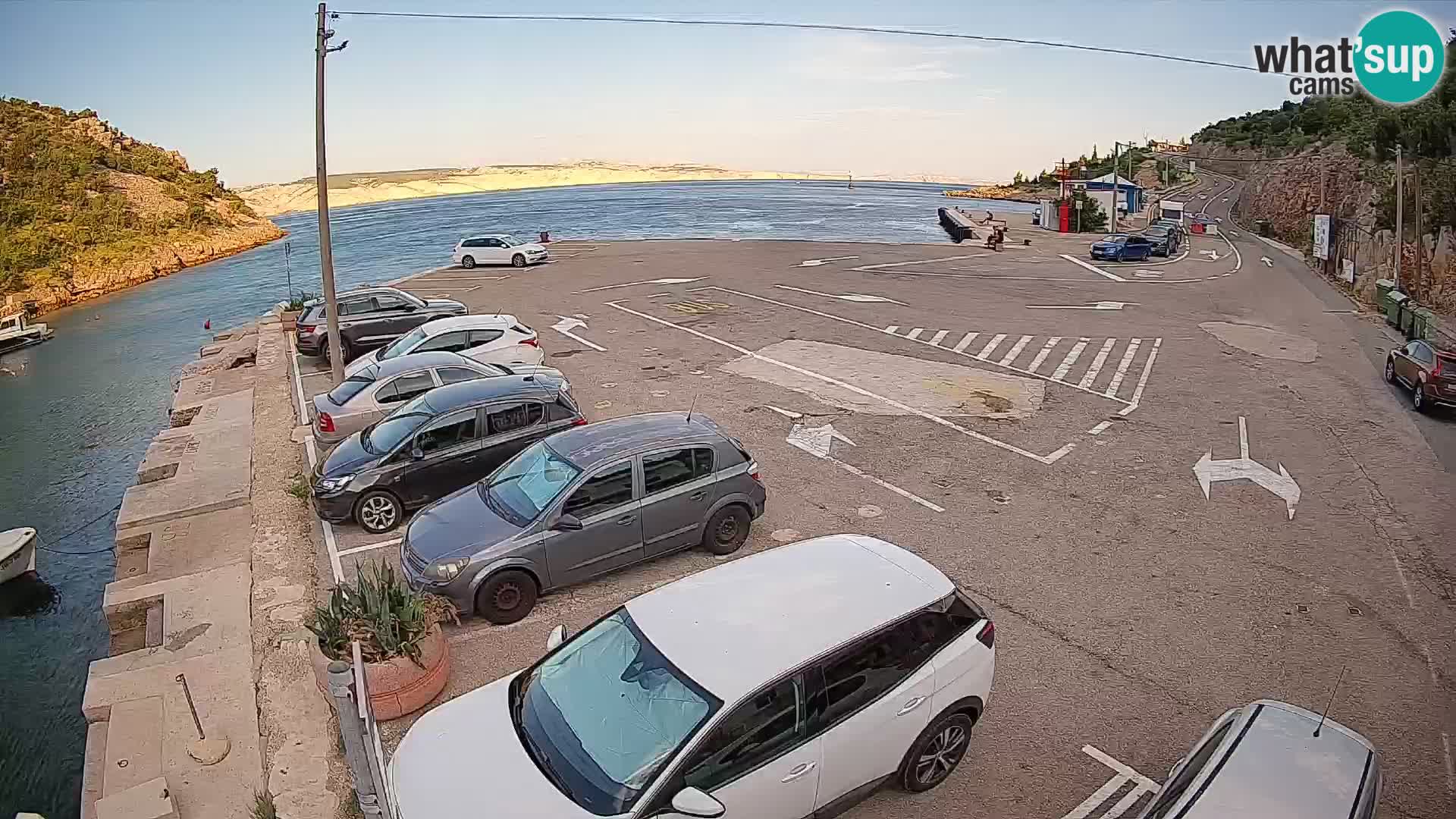 Webcam port de ferry de Prizna – vers l’île de Pag