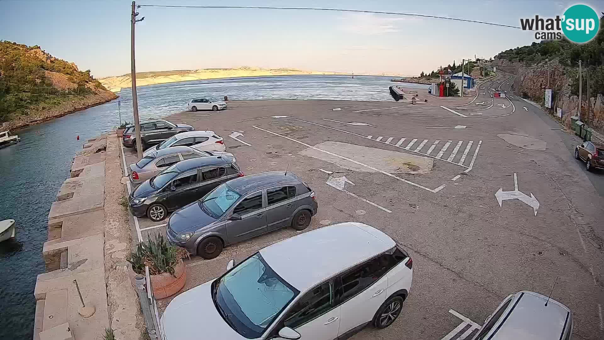 Webcam port de ferry de Prizna – vers l’île de Pag