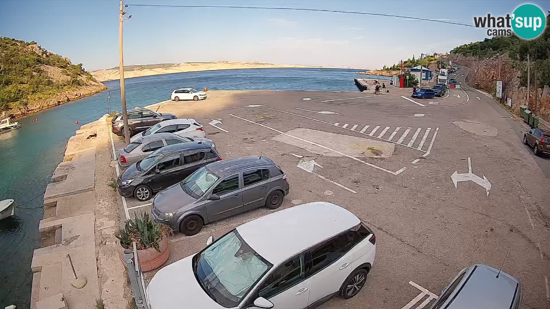 Webcam Prizna ferry port to Pag island