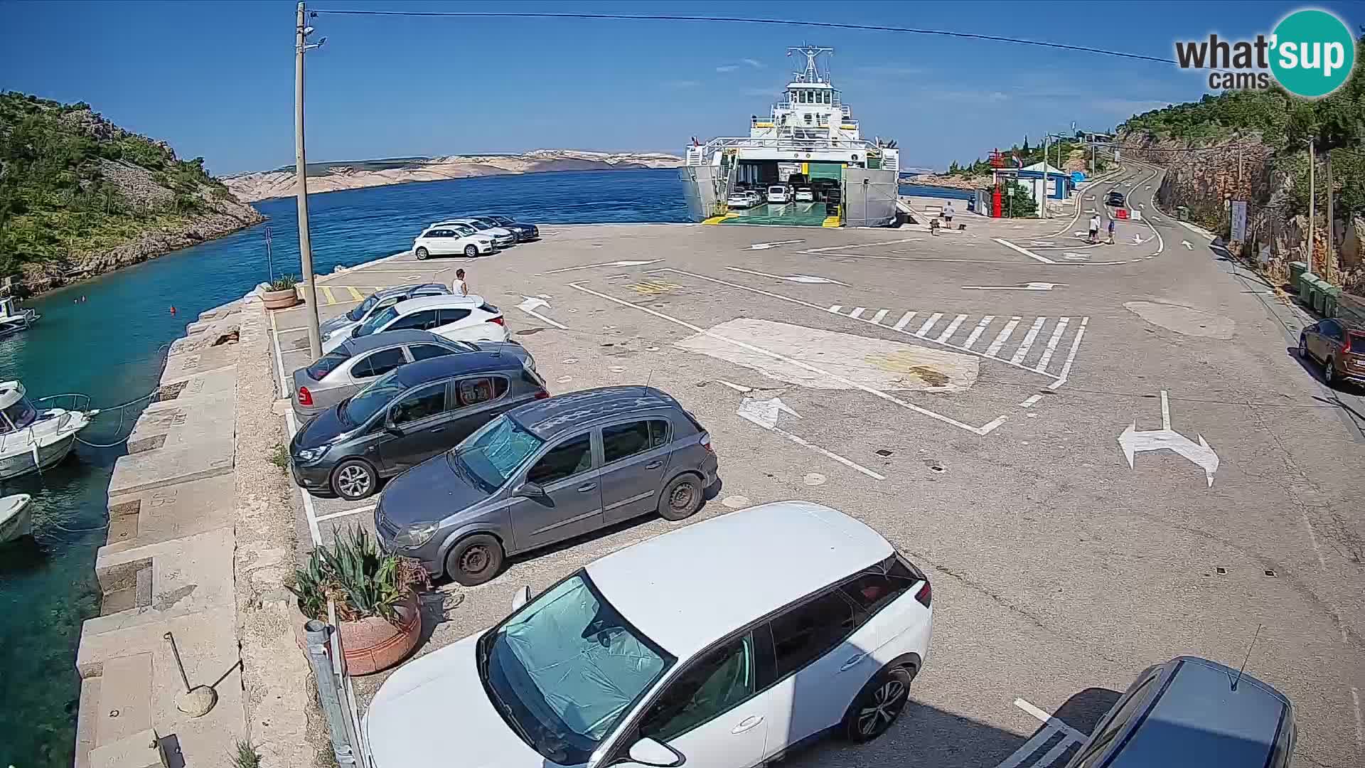 Webcam Prizna ferry port to Pag island