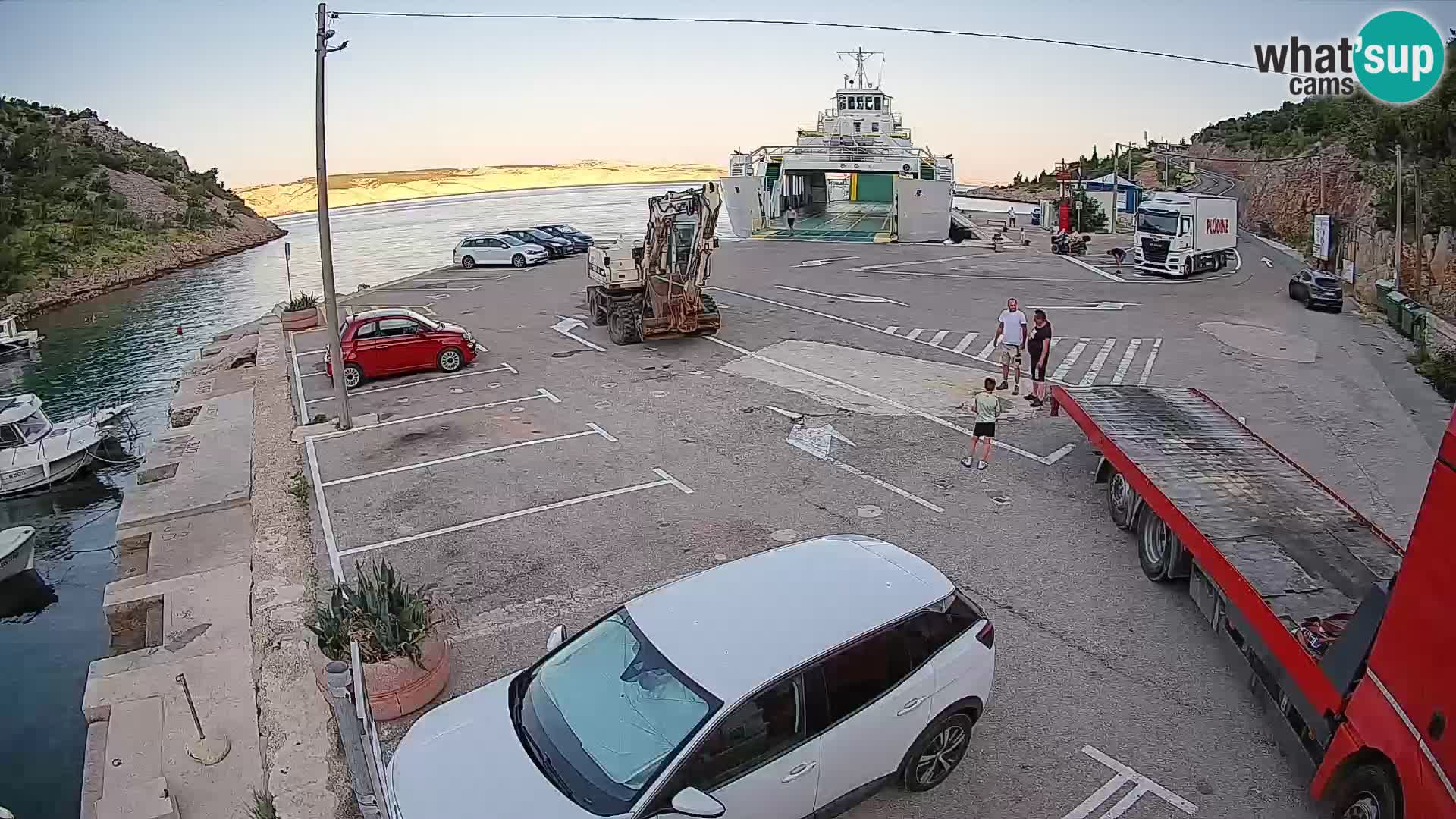 Webcam port de ferry de Prizna – vers l’île de Pag
