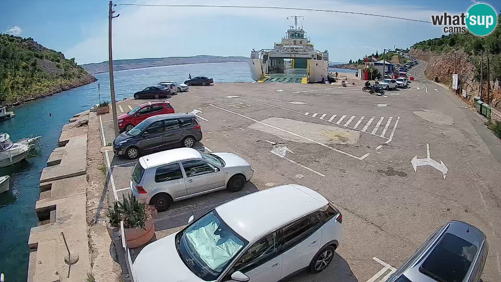 Webcam del puerto de ferris de Prizna – hacia la isla de Pag