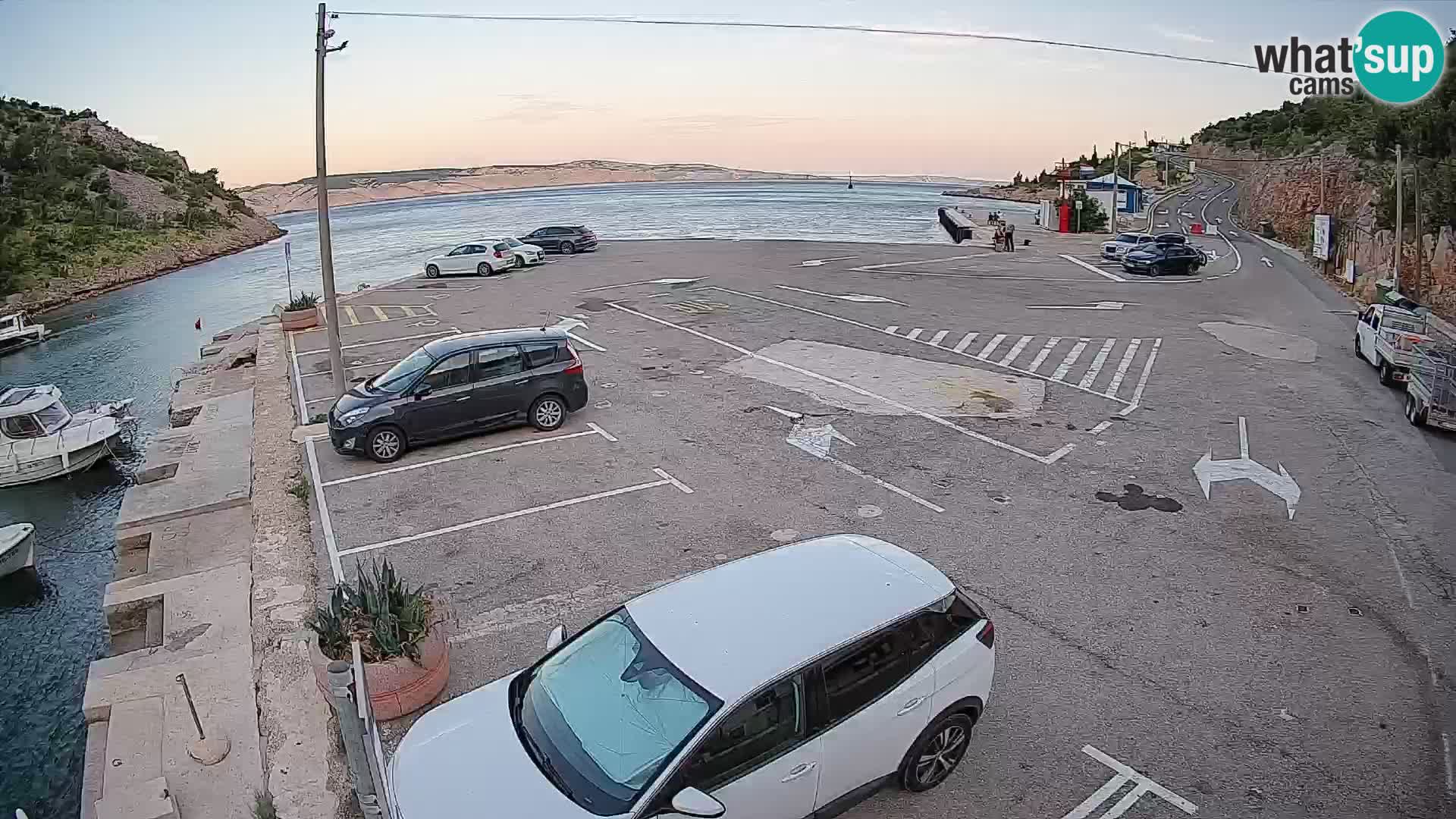 Webcam Prizna ferry port to Pag island