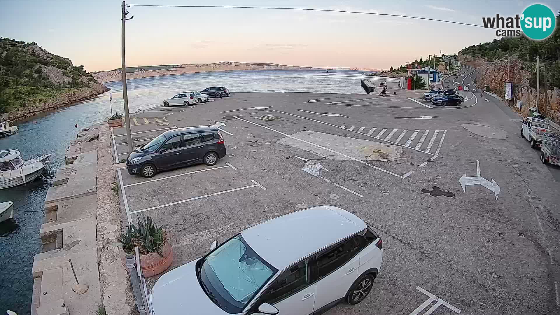 Webcam Prizna ferry port to Pag island