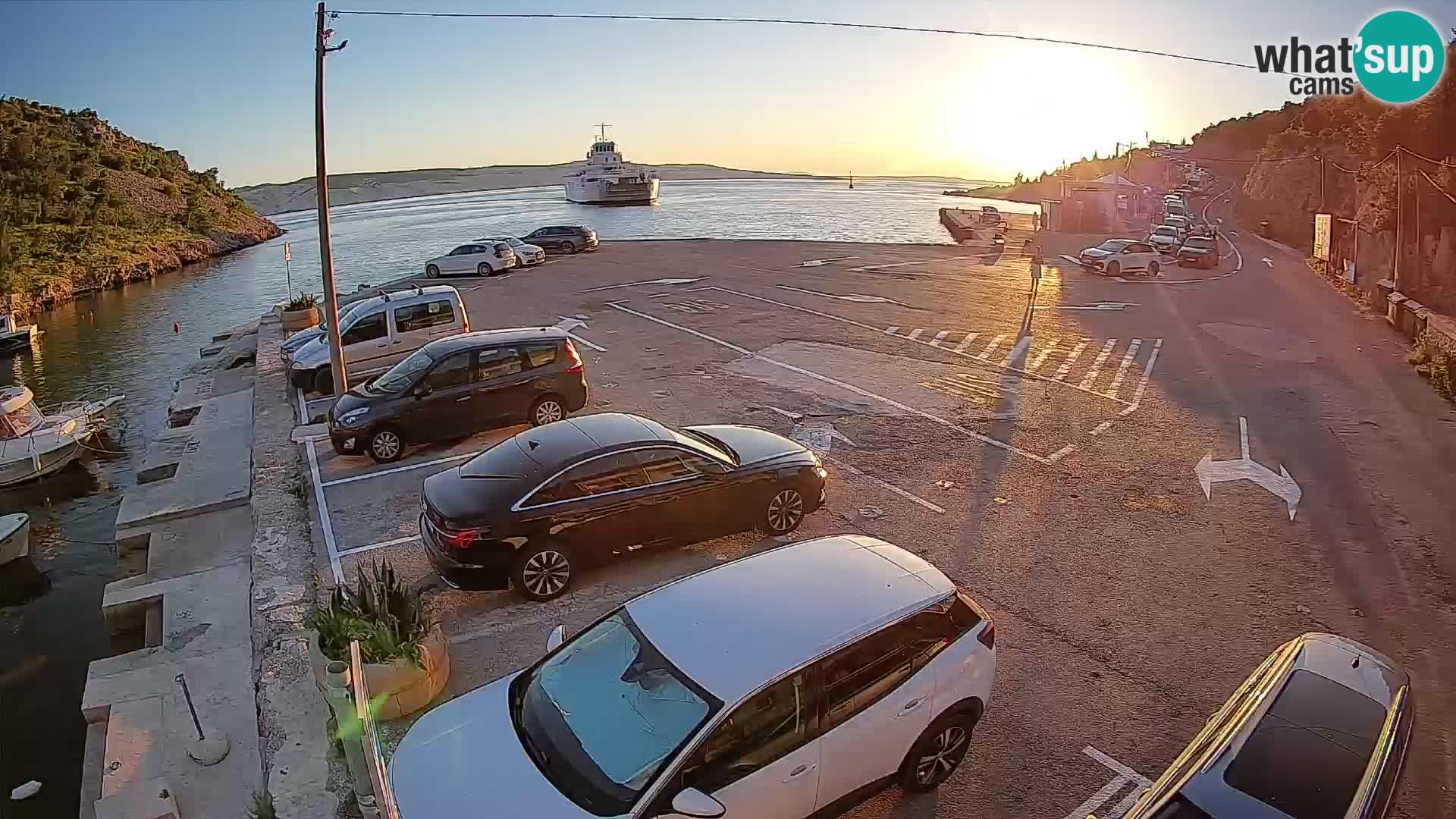Webcam port de ferry de Prizna – vers l’île de Pag