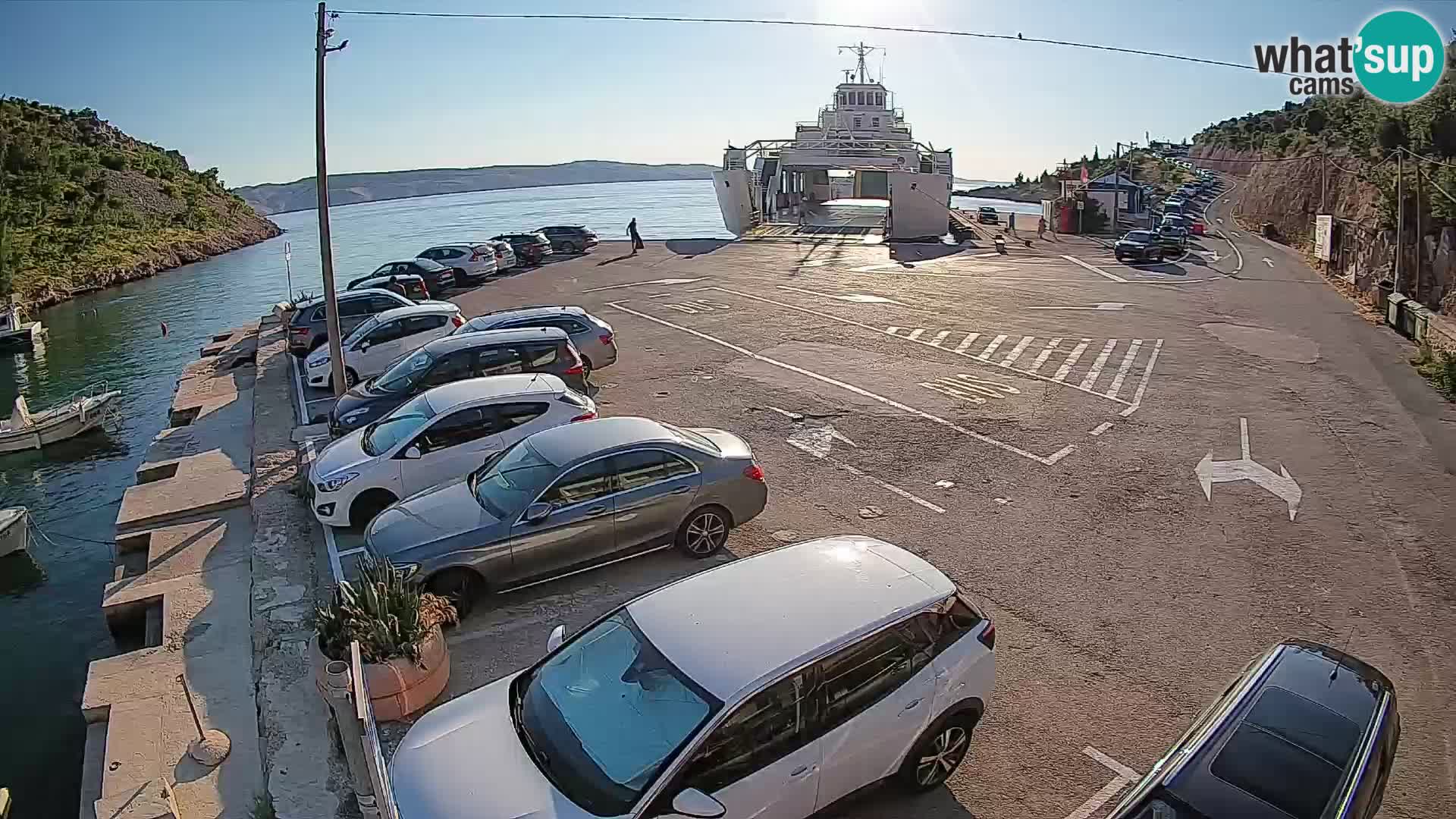 Webcam Prizna ferry port to Pag island