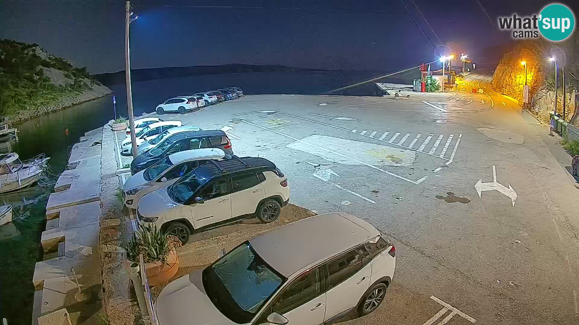 Webcam del puerto de ferris de Prizna – hacia la isla de Pag
