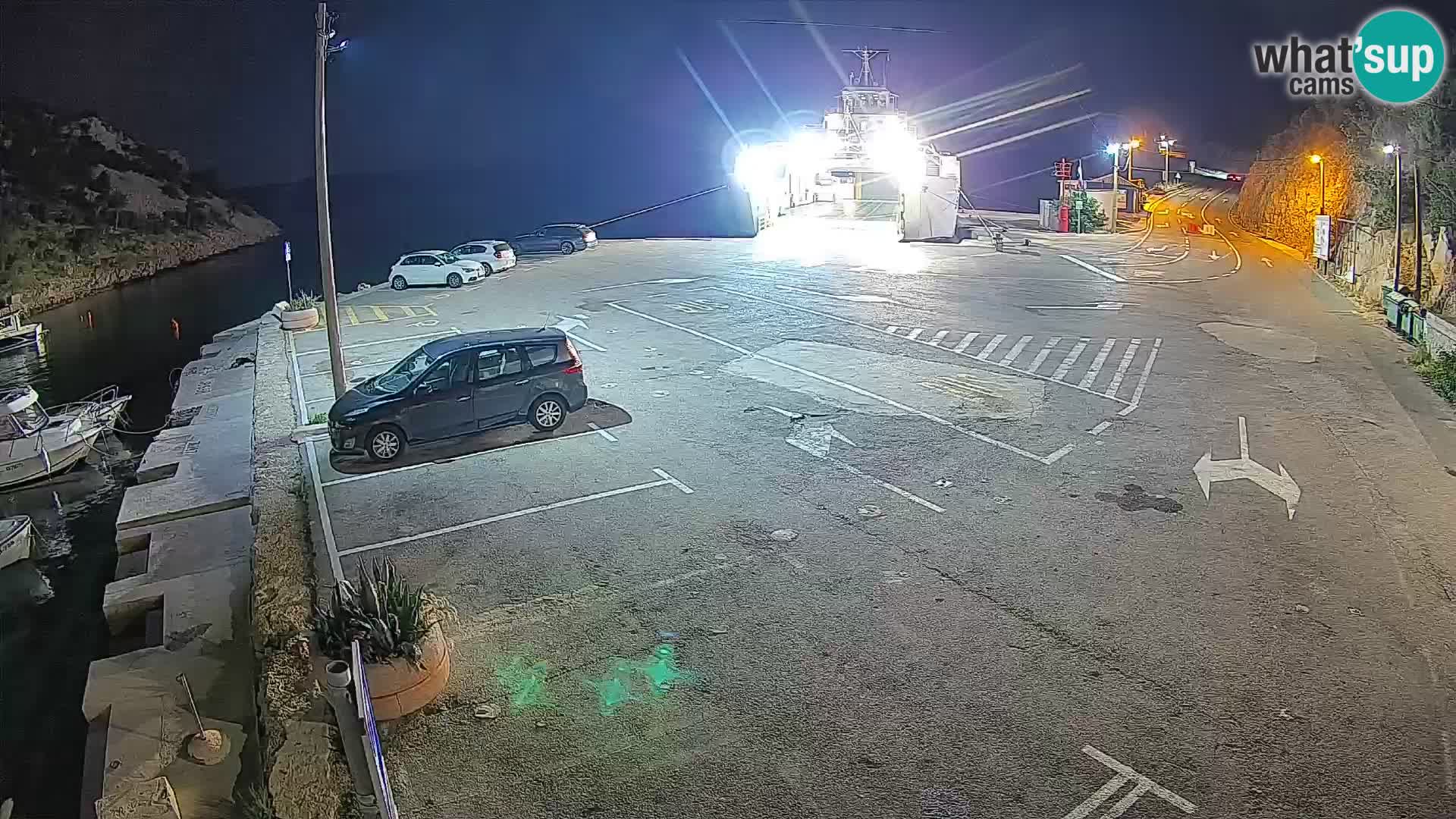 Webcam Prizna ferry port to Pag island
