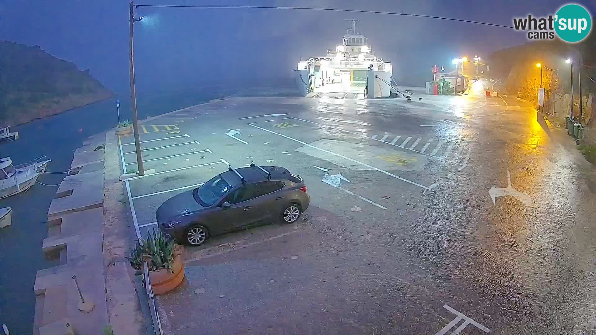 Webcam Prizna ferry port to Pag island