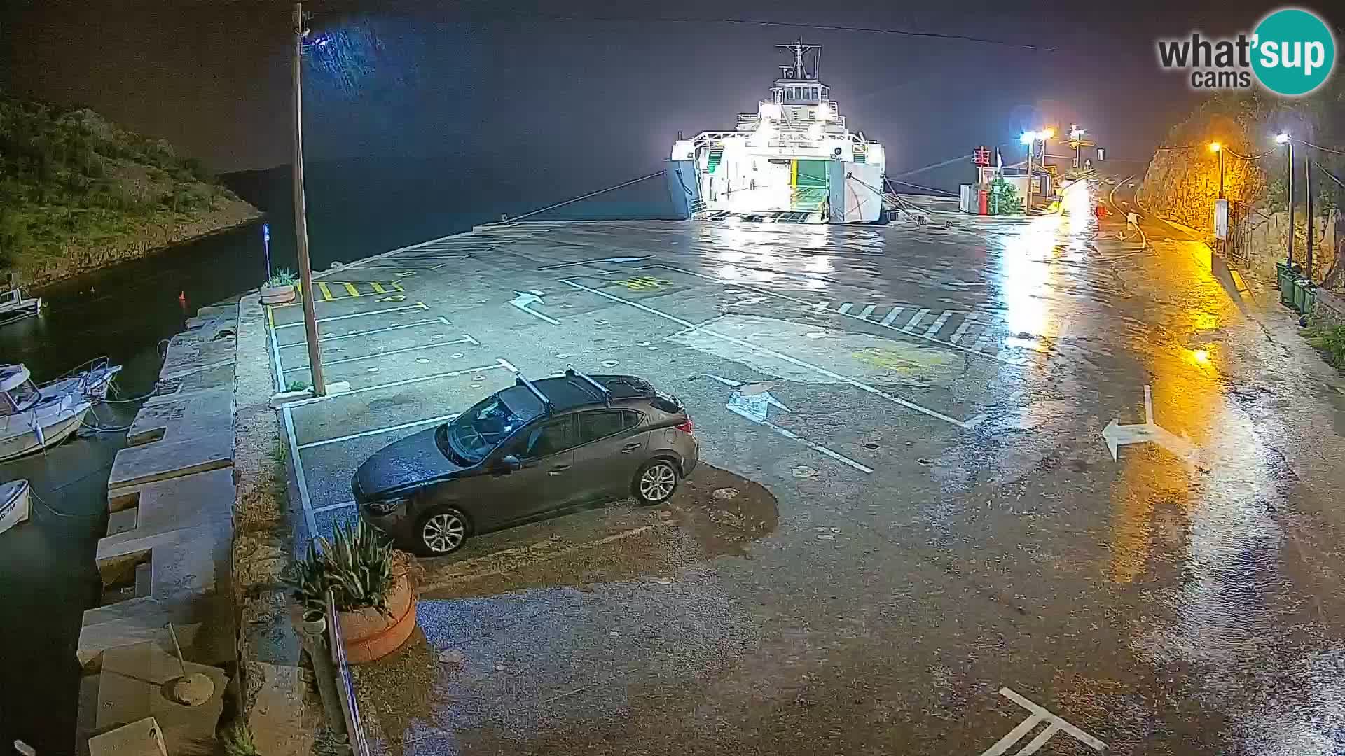 Webcam Prizna ferry port to Pag island