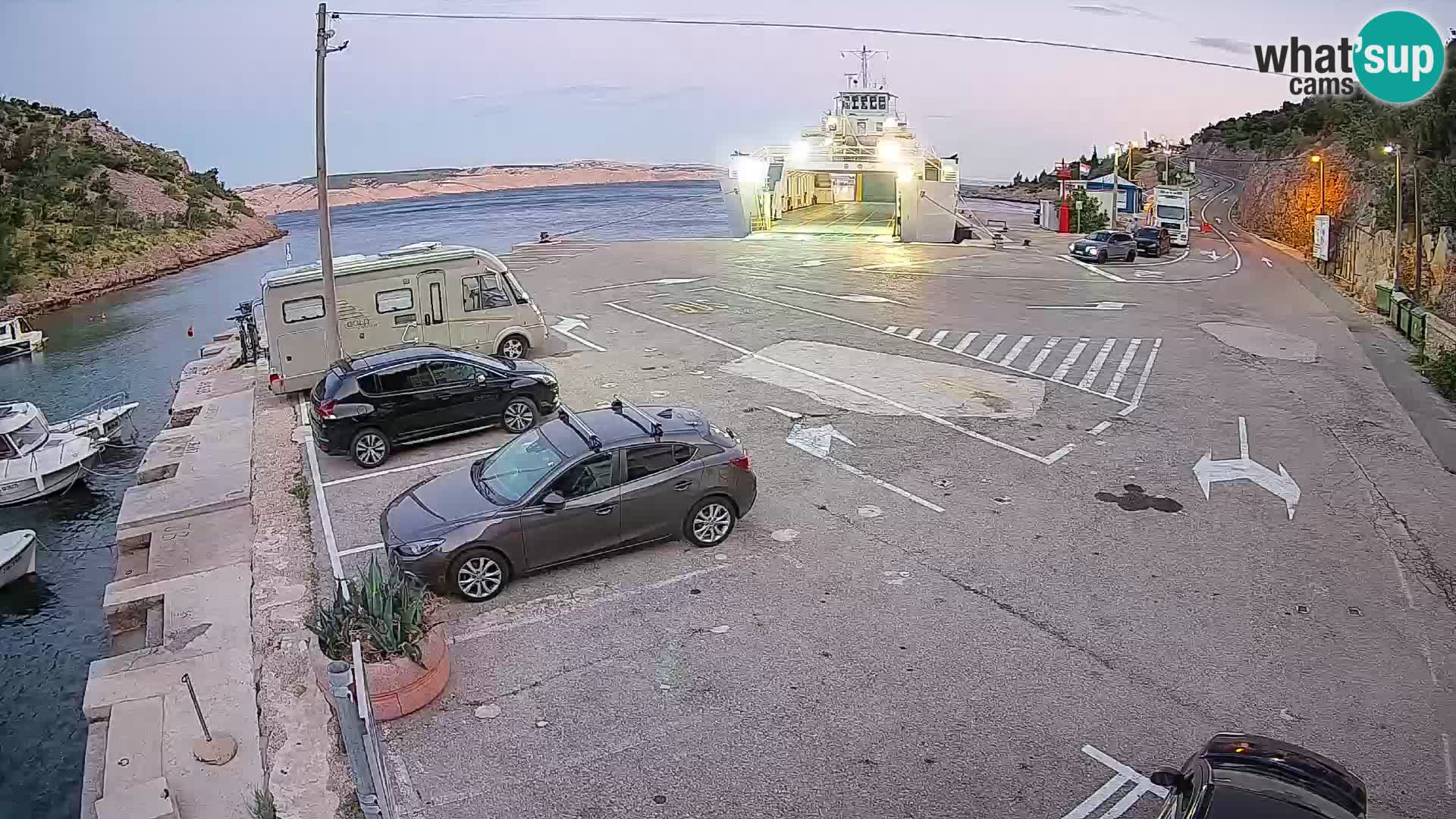 Webcam Prizna ferry port to Pag island
