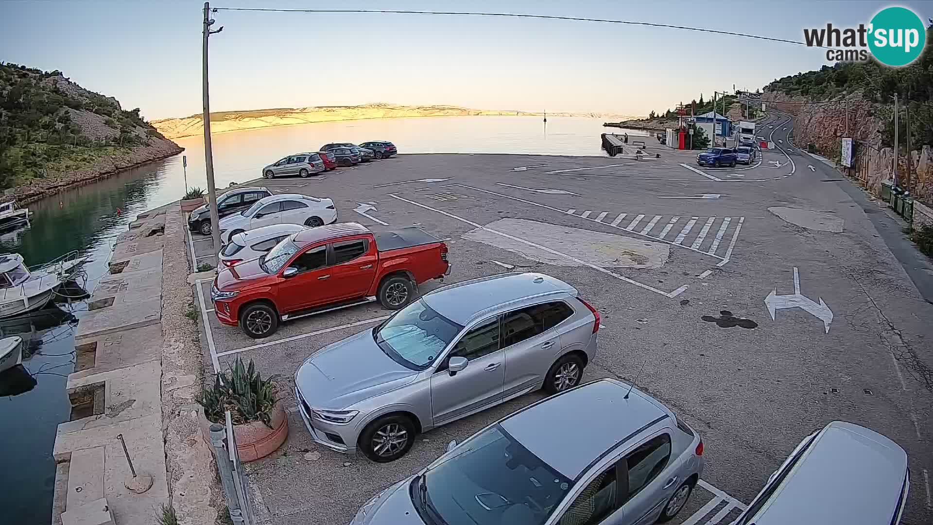 Webcam Prizna ferry port to Pag island