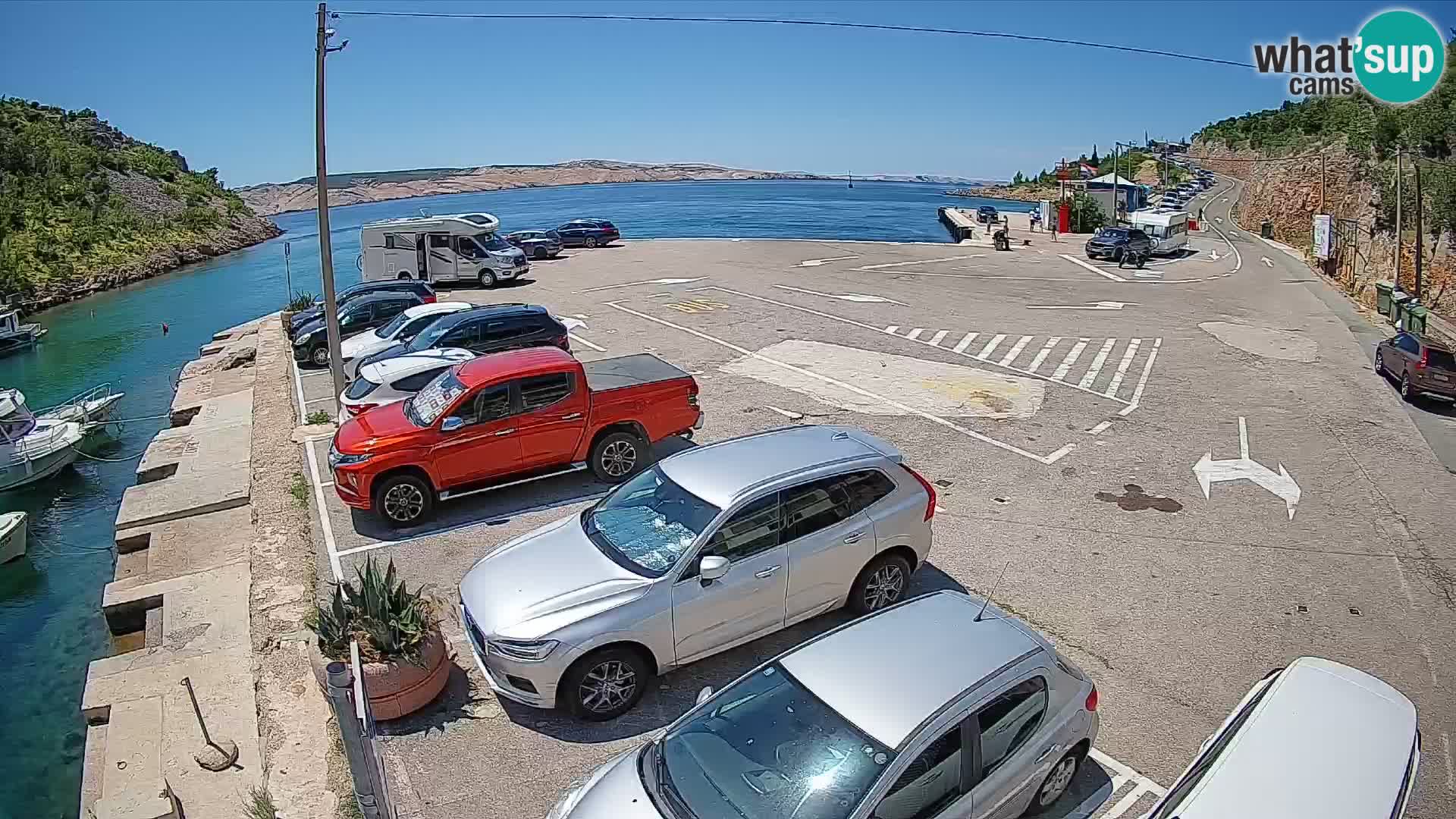 Webcam del puerto de ferris de Prizna – hacia la isla de Pag
