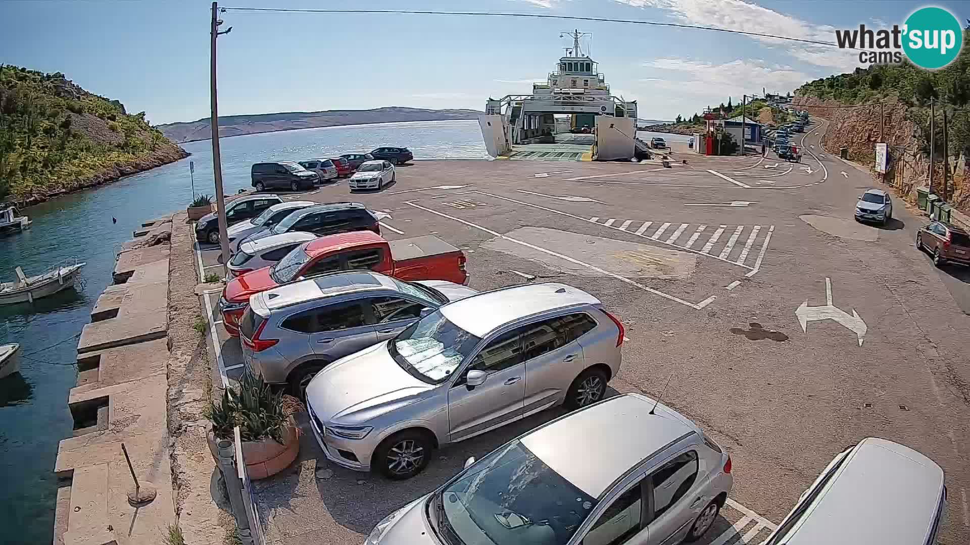 Webcam del puerto de ferris de Prizna – hacia la isla de Pag
