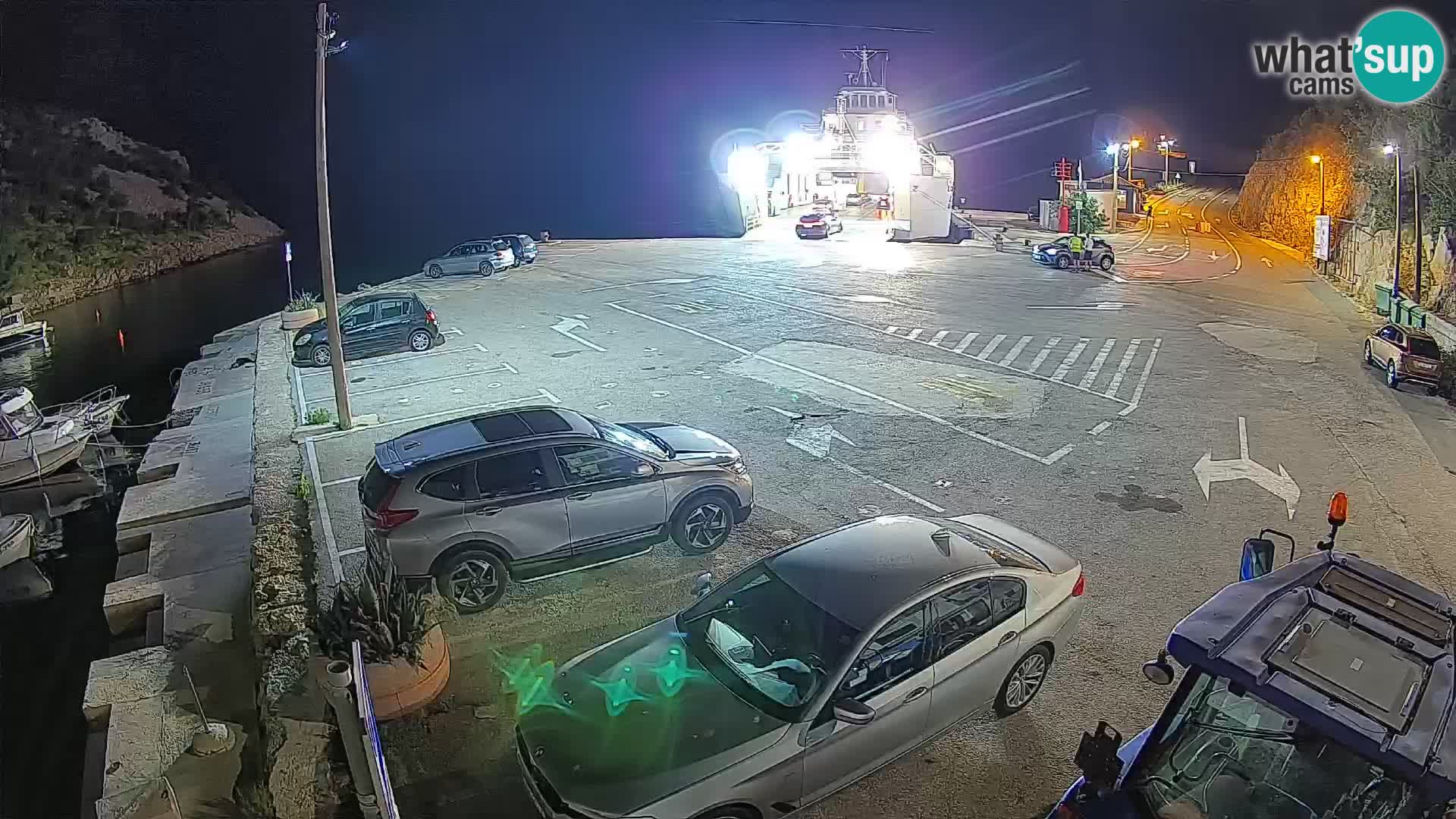 Web kamera trajektna luka Prizna – prema otoku Pag