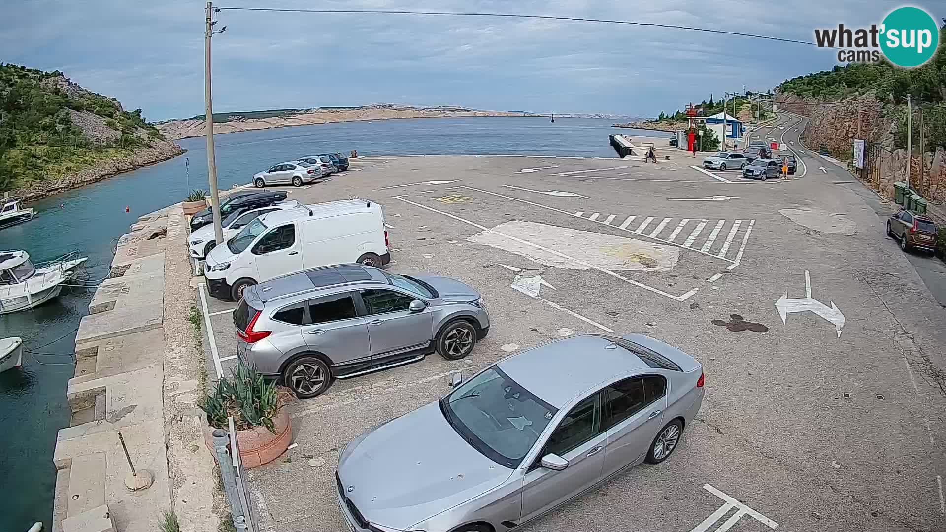 Webcam del puerto de ferris de Prizna – hacia la isla de Pag